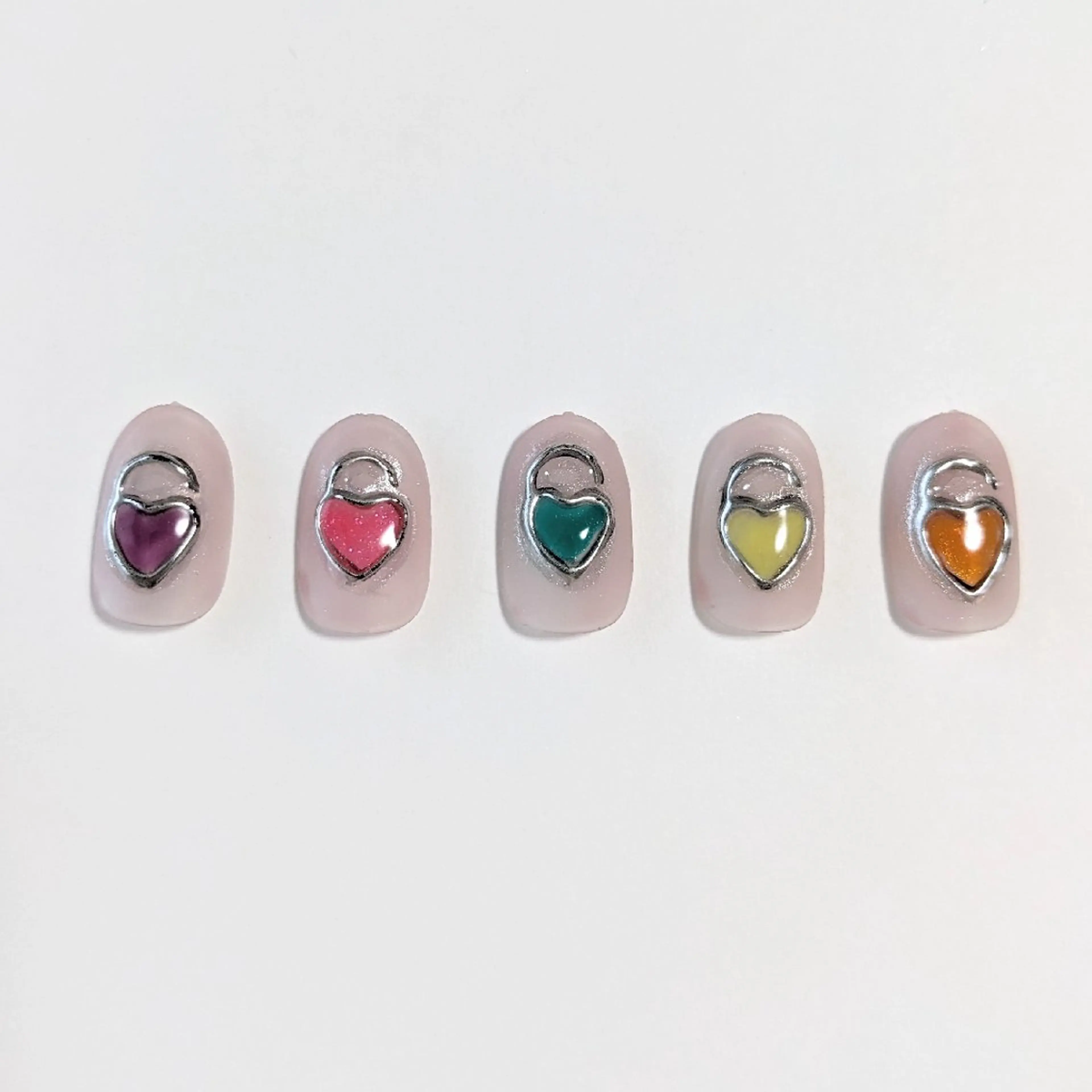 ネイル newrandas hitomiのネイルデザイン