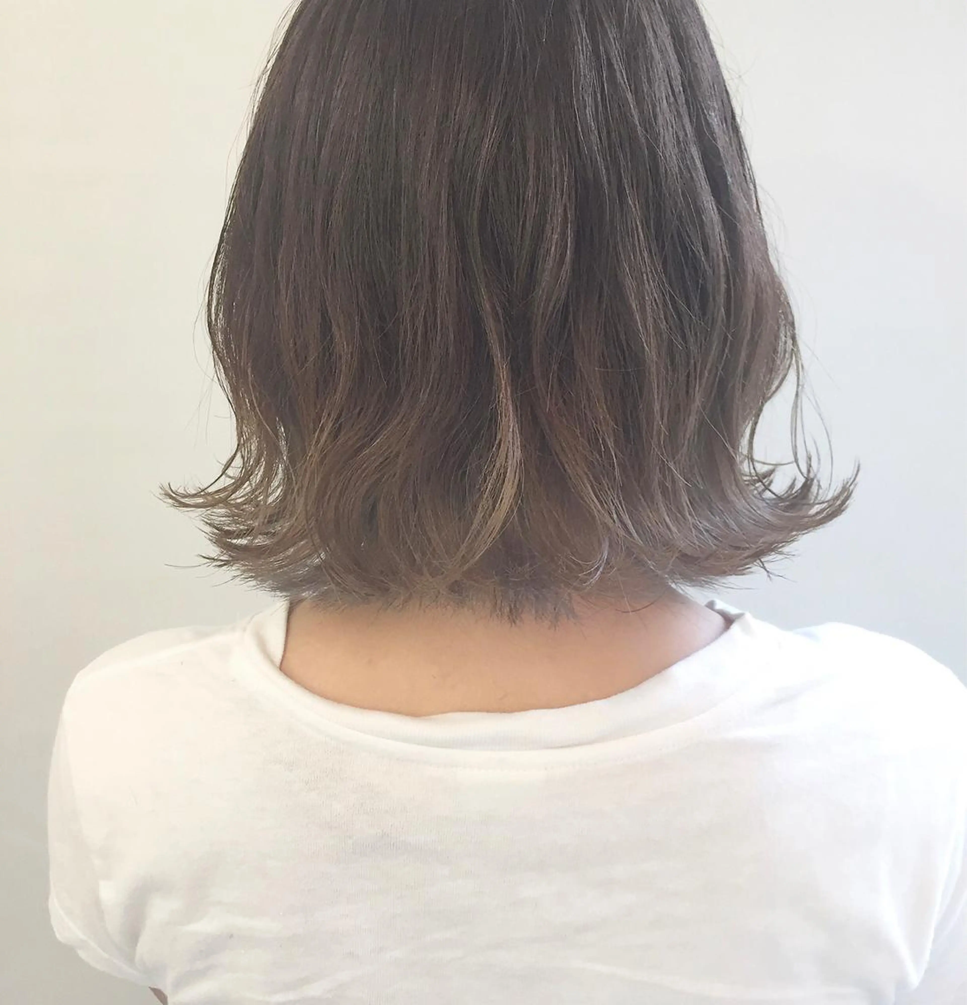 ショート カラー グラデーションカラー カット ヘアカラー 齋藤 咲のヘアスタイル