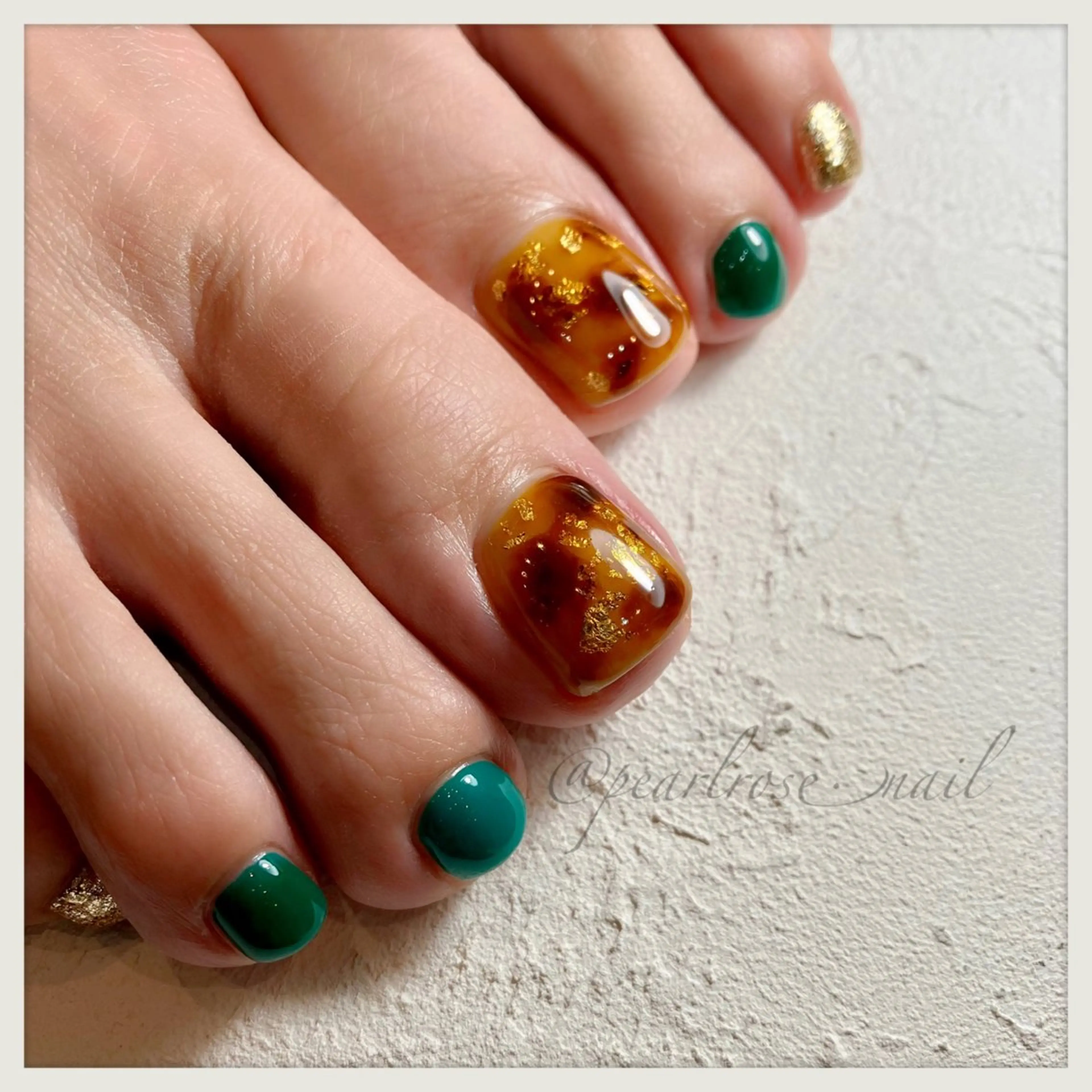 ネイル べっ甲ネイル フットネイル Beauty salon Ryu・ange所属・PEARL ROSE パールローズのネイルデザイン