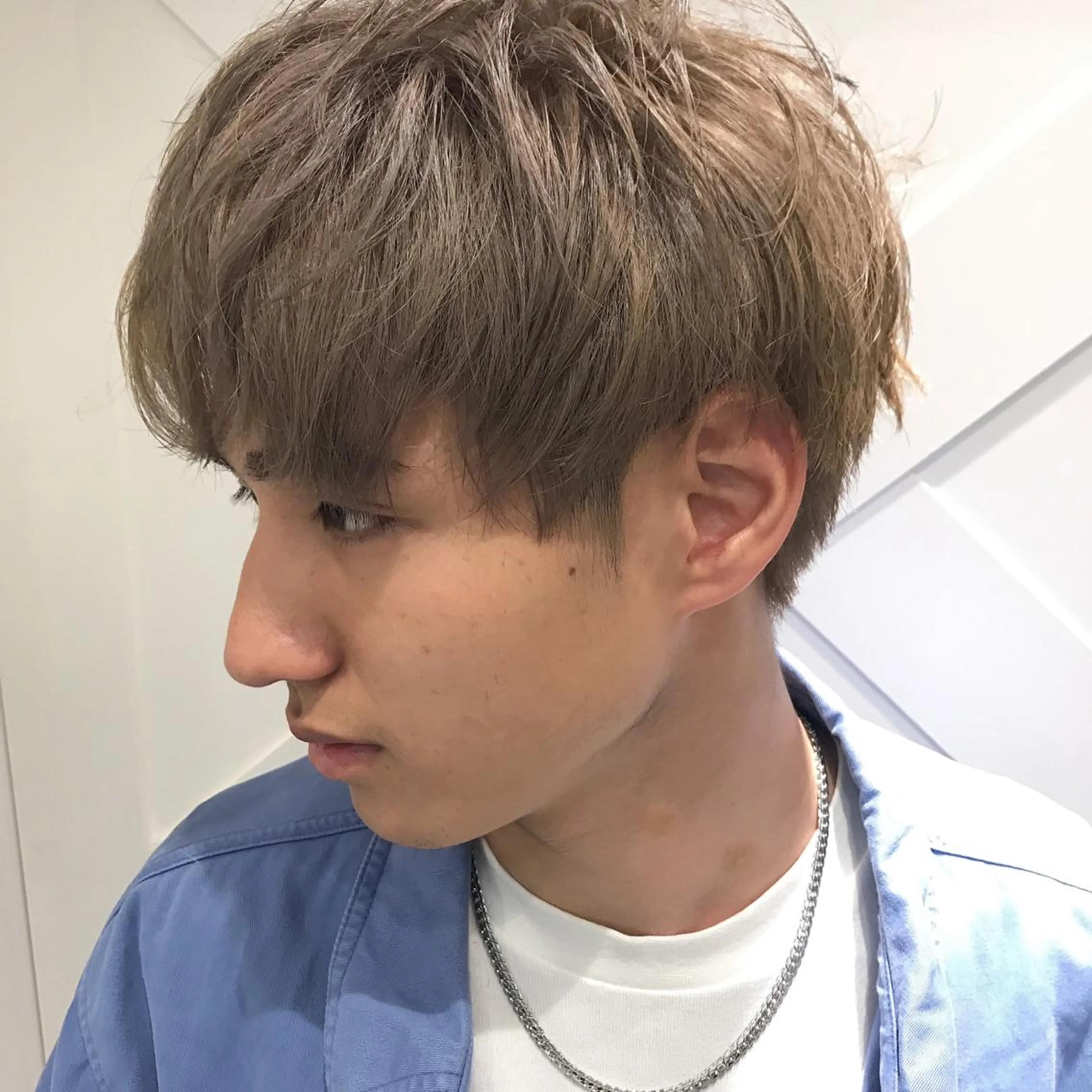 ショート カラー パーマ メンズ メンズハイトーン ハイトーンカラー カット ヘアカラー 平内 賢人のヘアスタイル