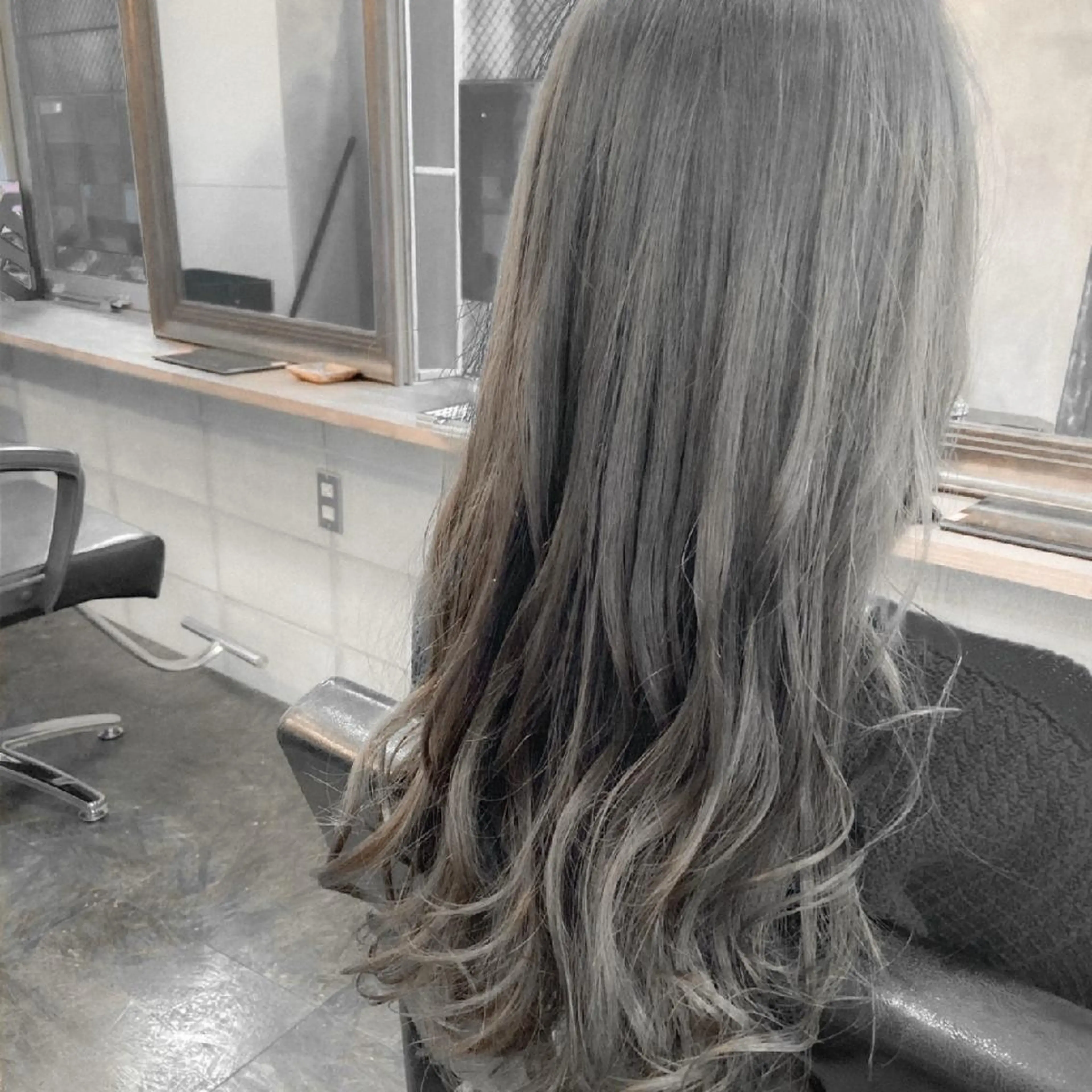 ダブルカラー＋極上トリートメントの写真