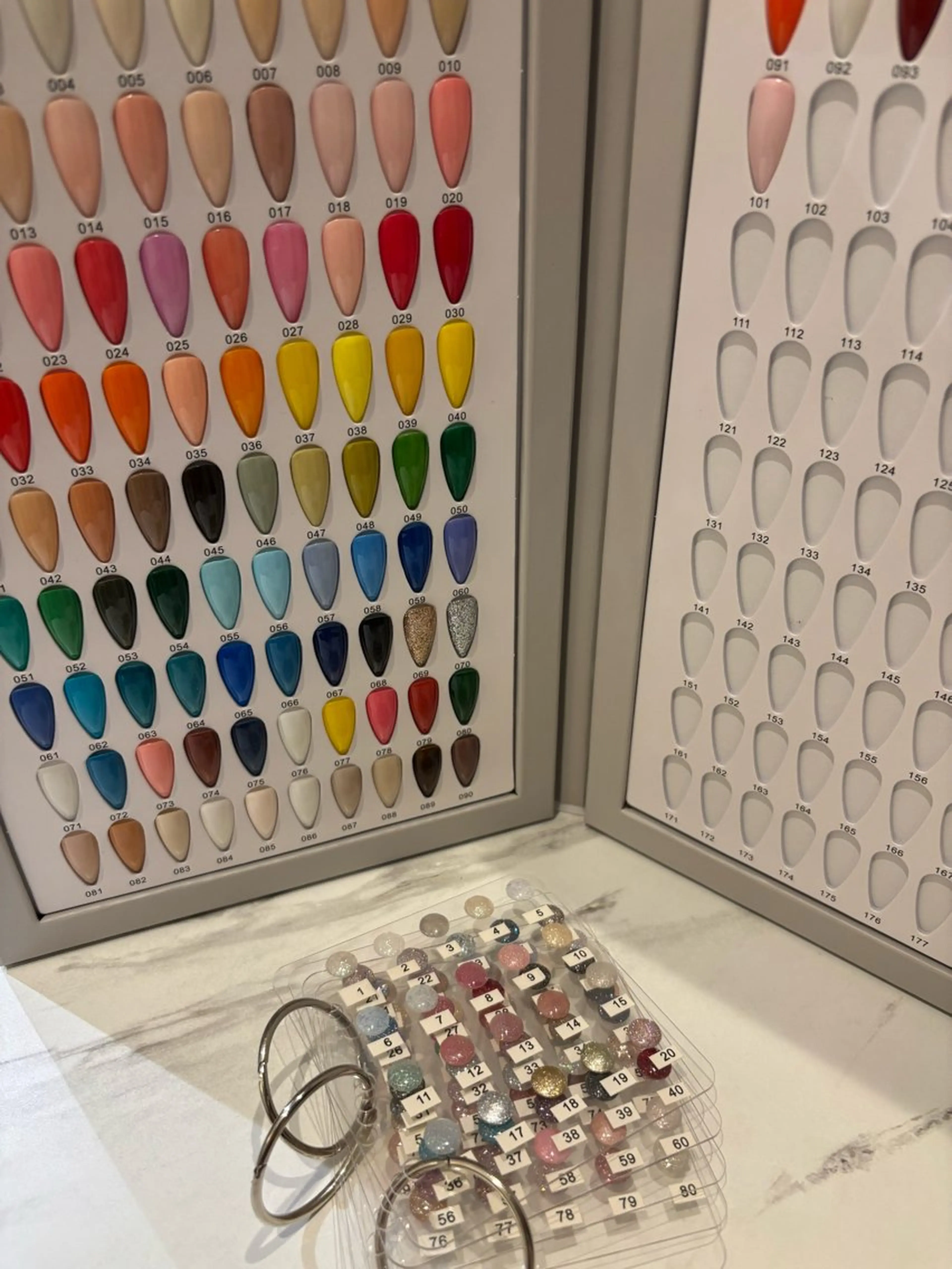 ワンカラーフットネイル（オフなし）マグネット➕300円の写真