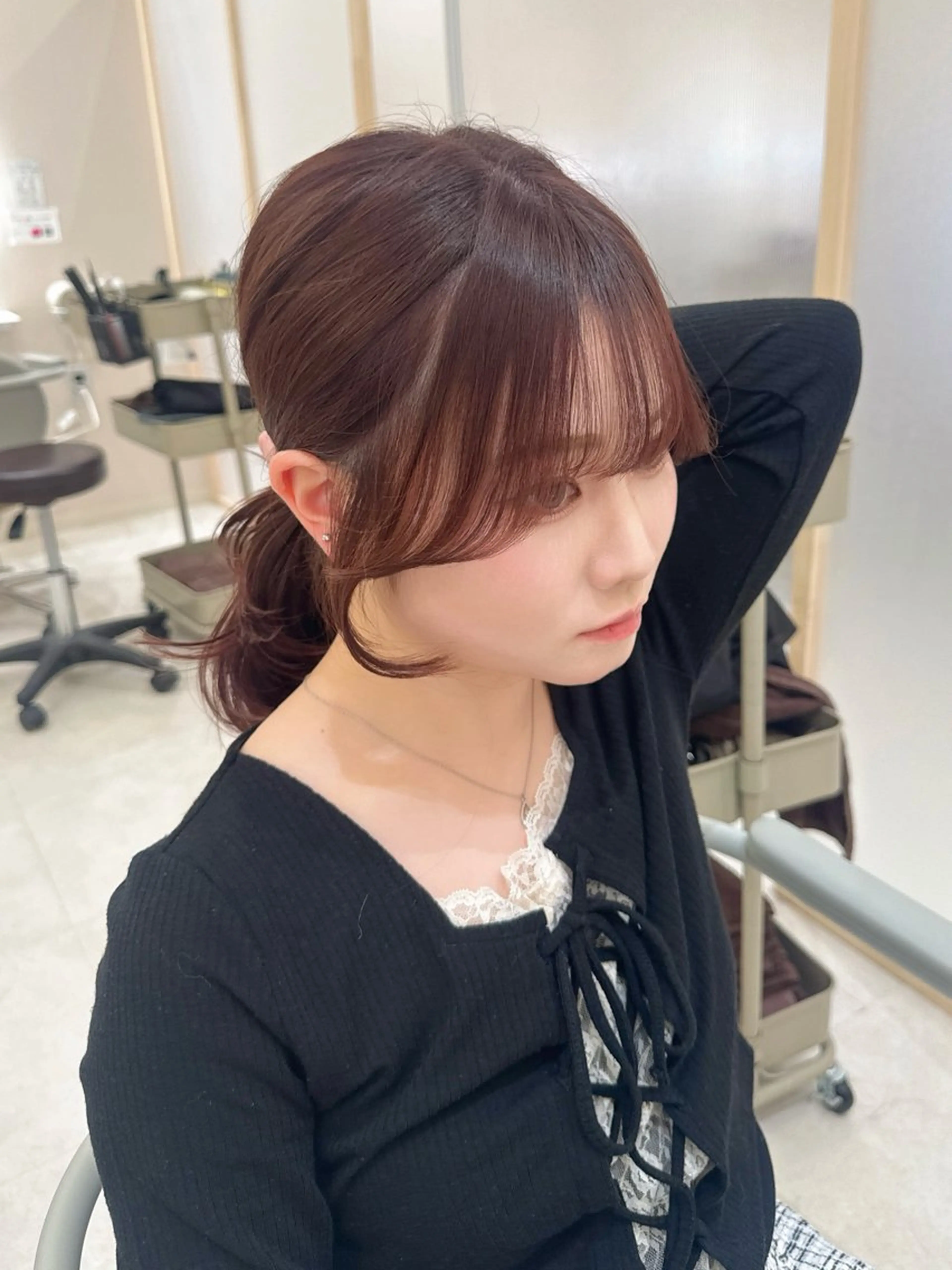 顔まわりカット+ケアカラー+超音波クイックトリートメント【髪質改善】の写真