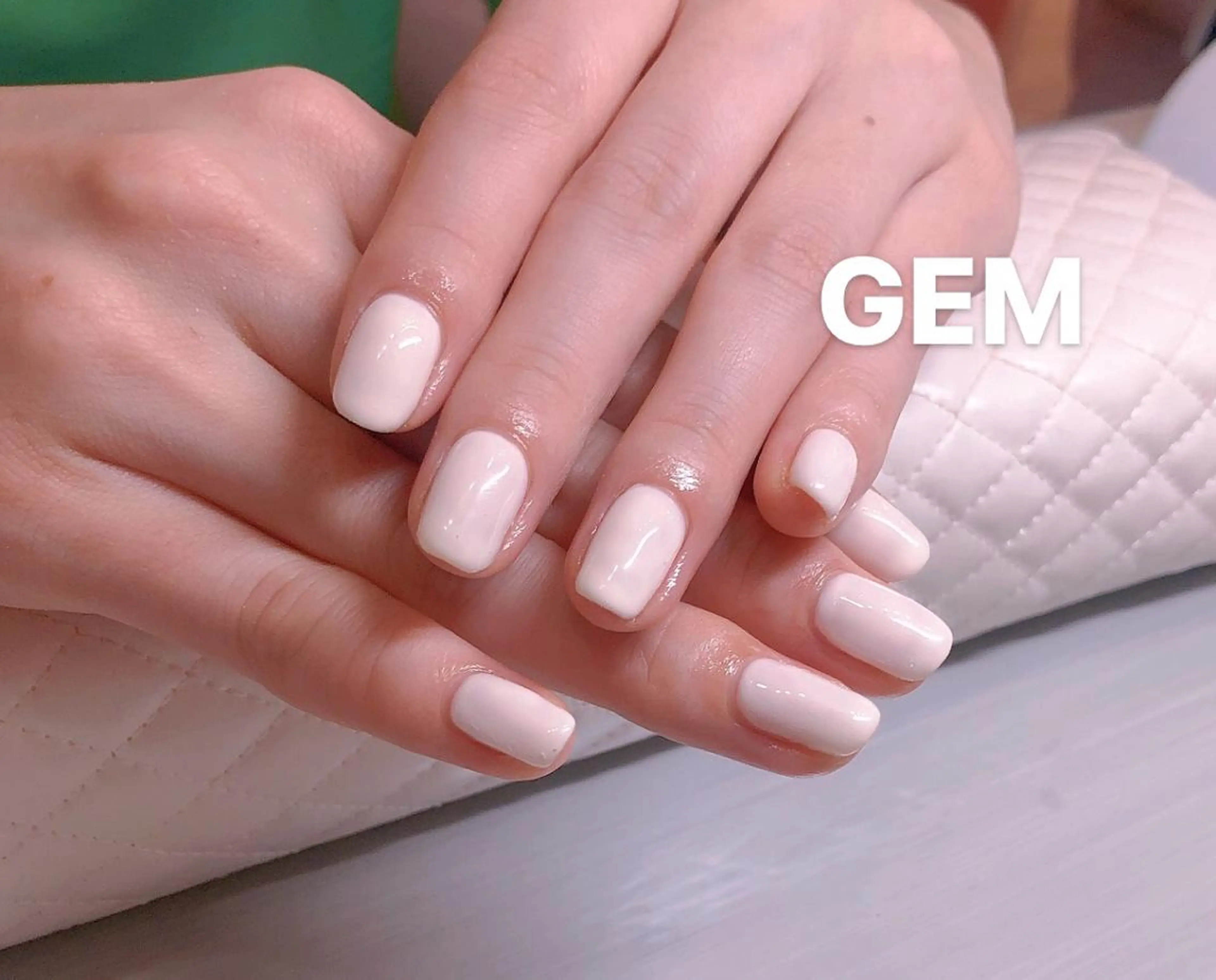 ネイル ワンカラーネイル GEM beautyのマツエク・マツパデザイン