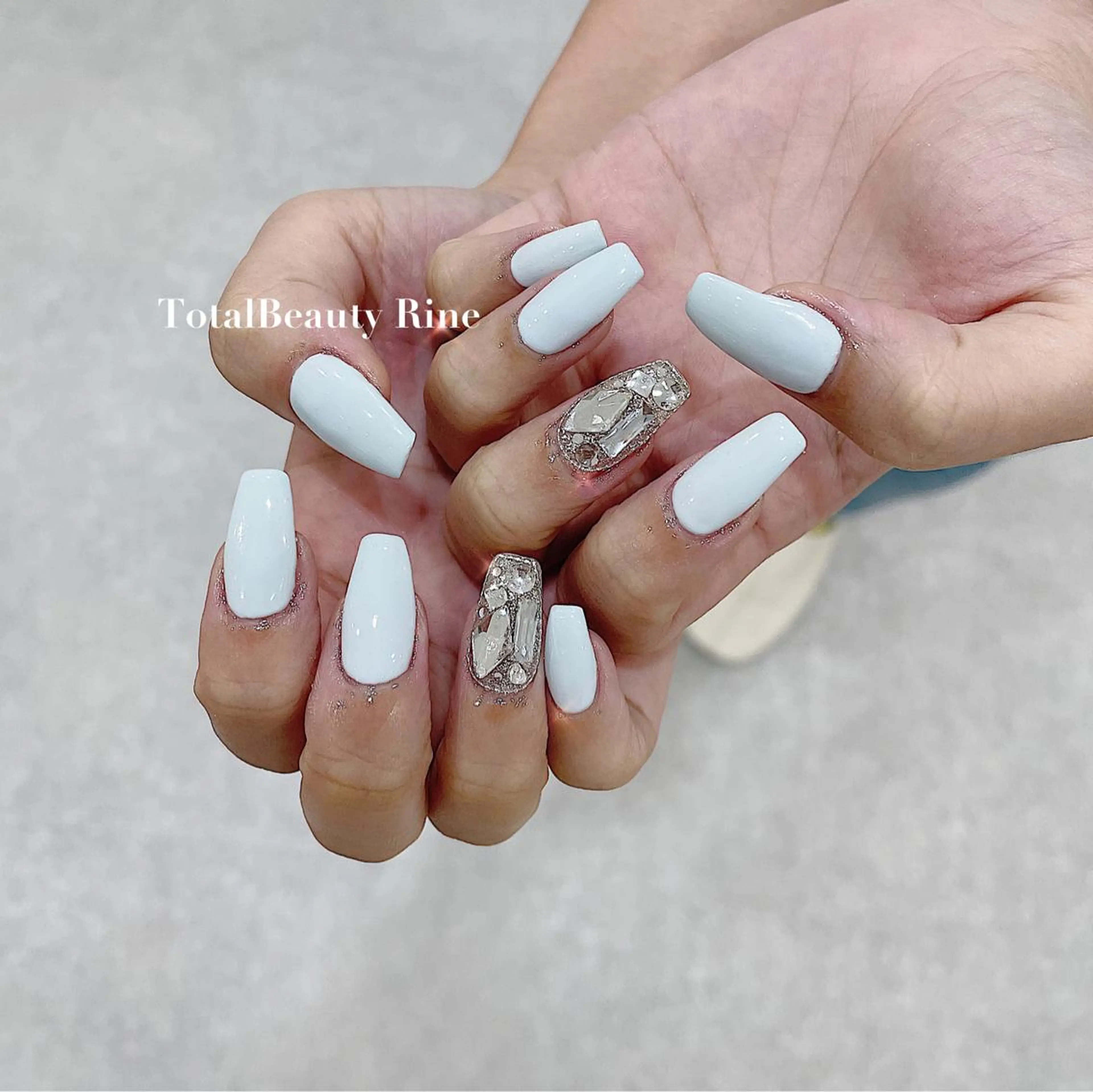 ネイル nail&eyelash Rine所属・Rine 放出 (リネ)のネイルデザイン