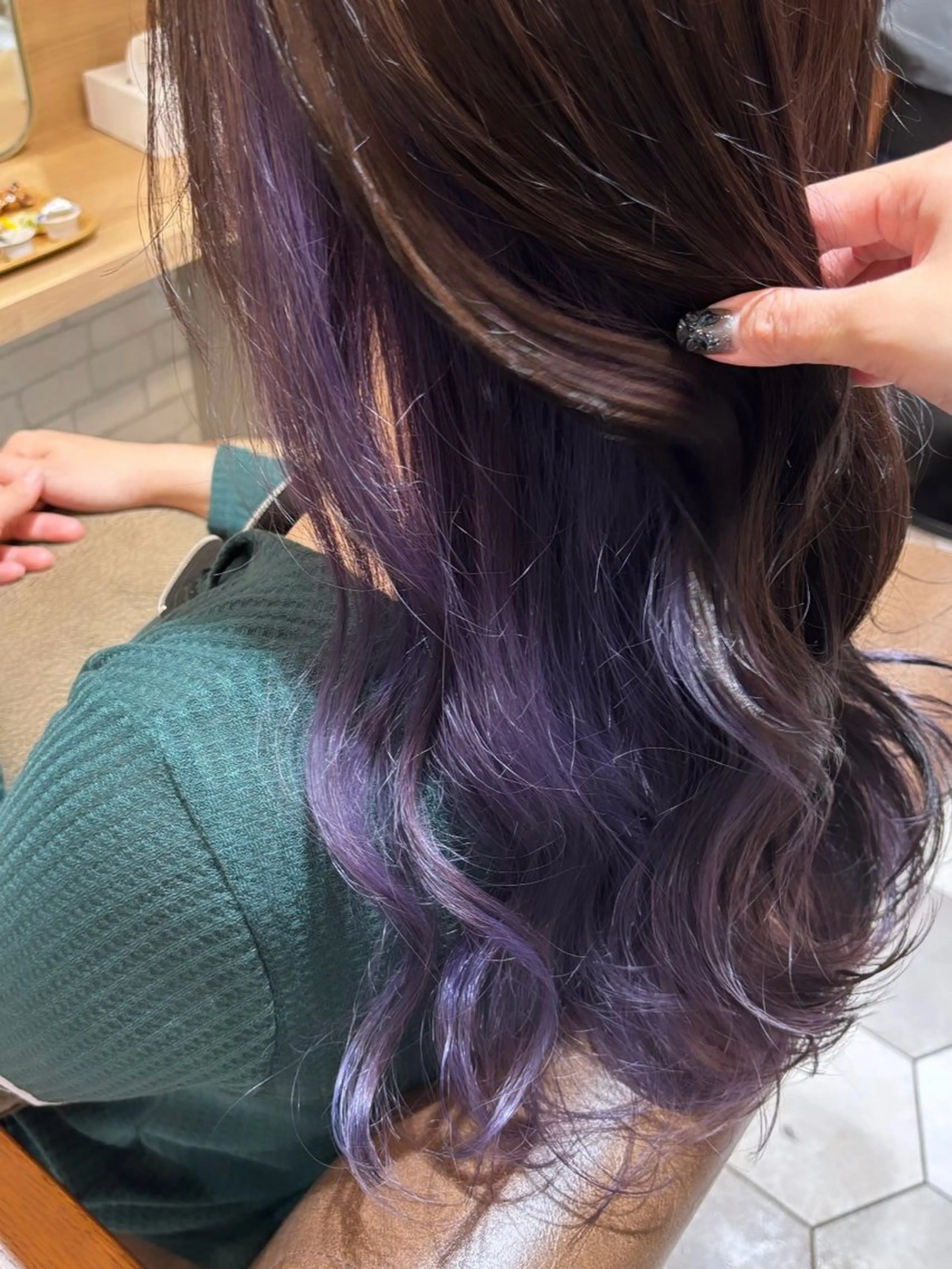 ロング カラー Quartett所属・伊藤 里緒のヘアスタイル