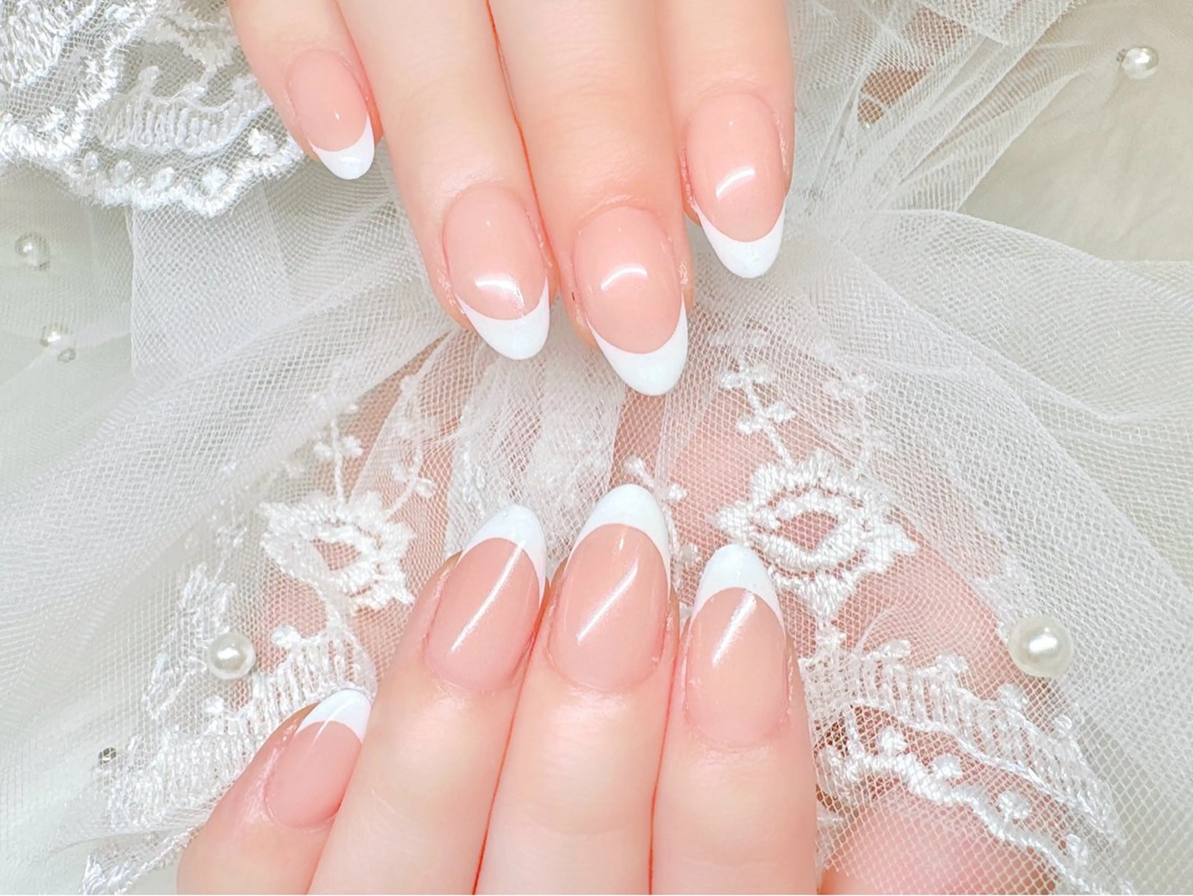 ‪❤︎オフ込、高技術と定評有☺️お客様それぞれのお爪に合わせたオーダーメイドのジェルフレンチ【自爪4mm以内】 ❤︎の写真