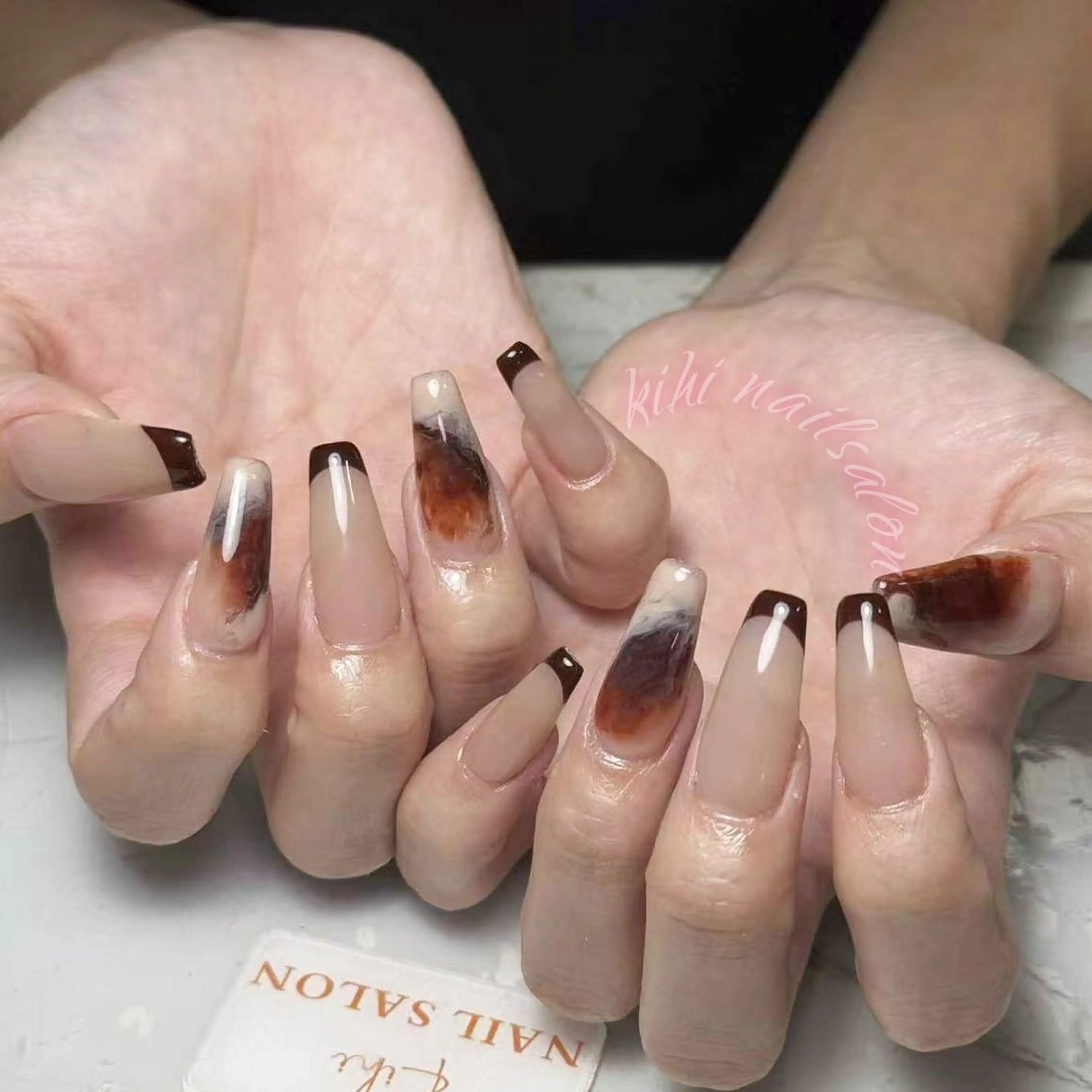 ネイル アートネイル フレンチネイル ジェルネイル グラデーション 韓国ネイル ハンドネイル ハンドケア さくら💮💮 【オフ無料】のネイルデザイン