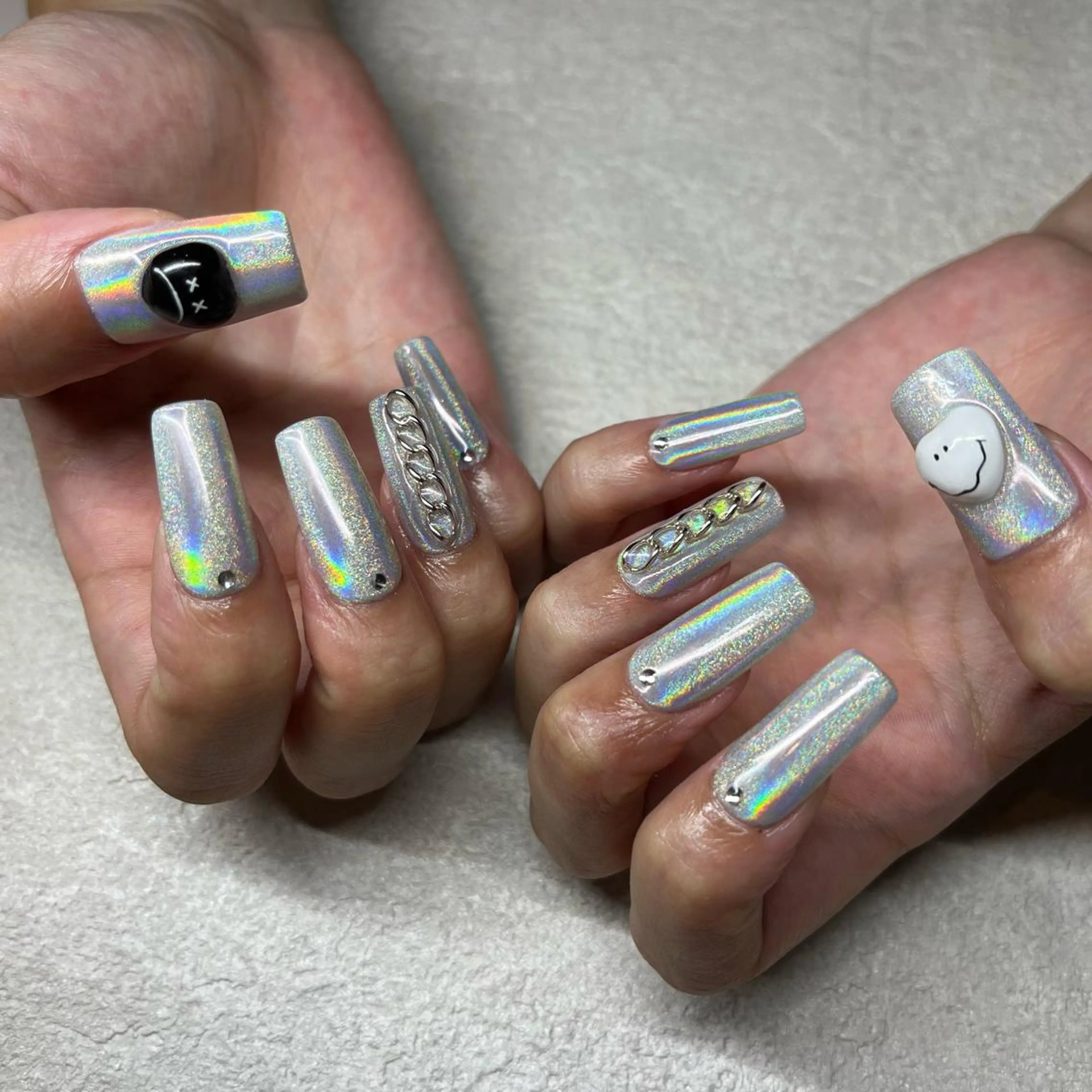 ネイル NORA nail UMEDAのネイルデザイン