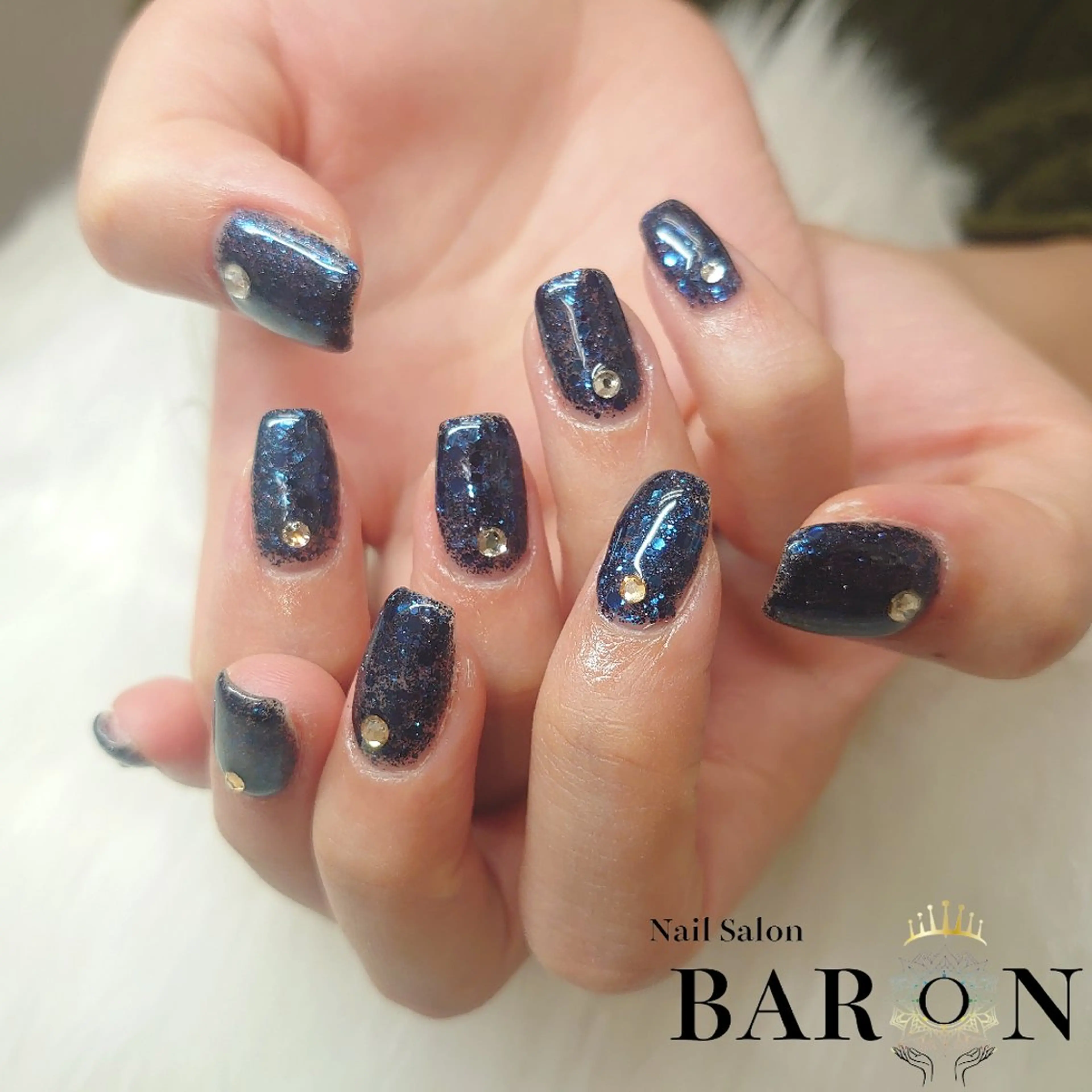 ネイル ラメ(グリッター) ワンカラーネイル ストーンネイル ♛BARON♛ AOIのネイルデザイン