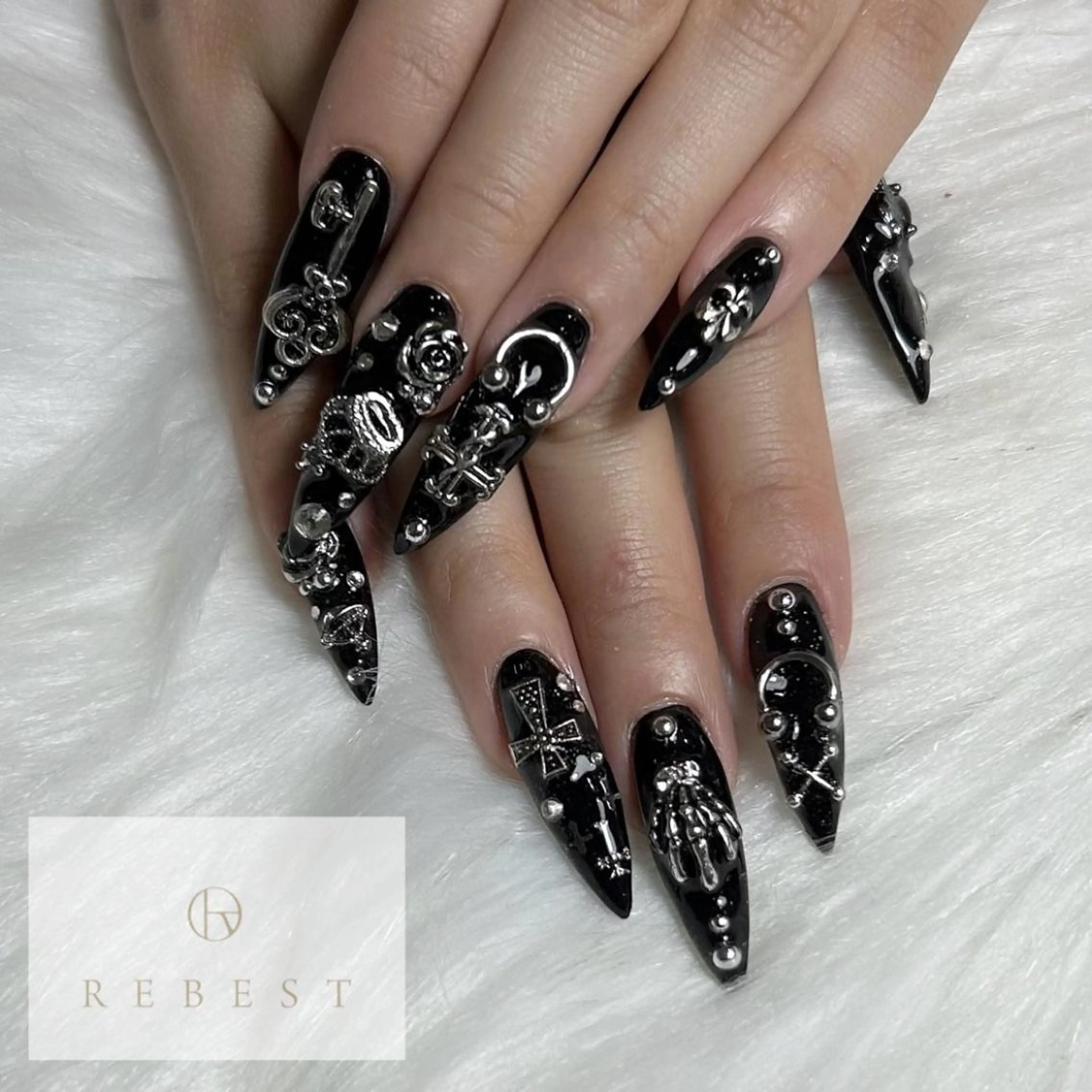 キッズ ハンドネイル REBEST南森町 nail🪽のネイルデザイン