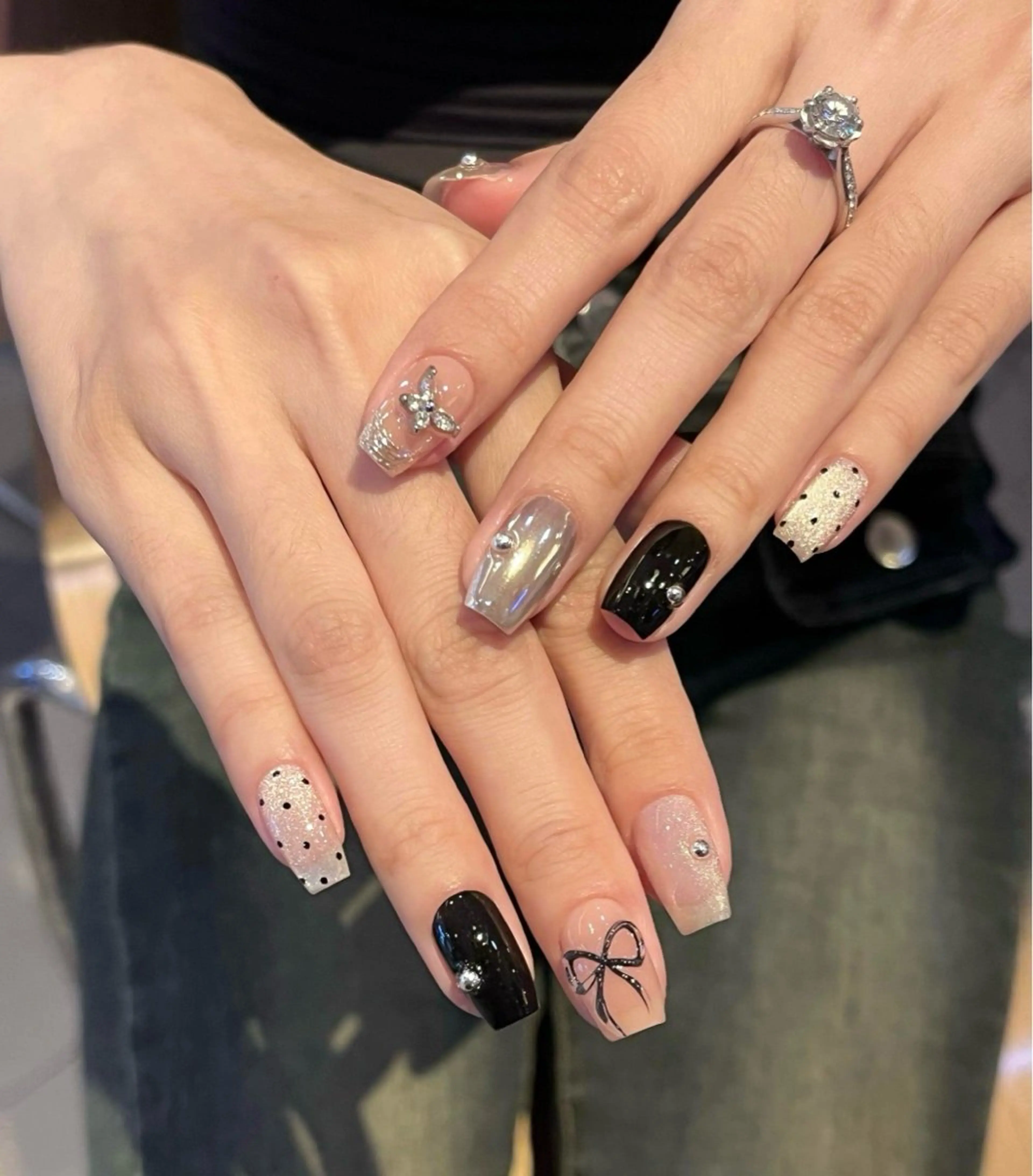 ネイル カジュアル 桜ネイル 長さ出し キラキラネイル マグネットネイル ハンドネイル 🌈 Laule'aのネイルデザイン