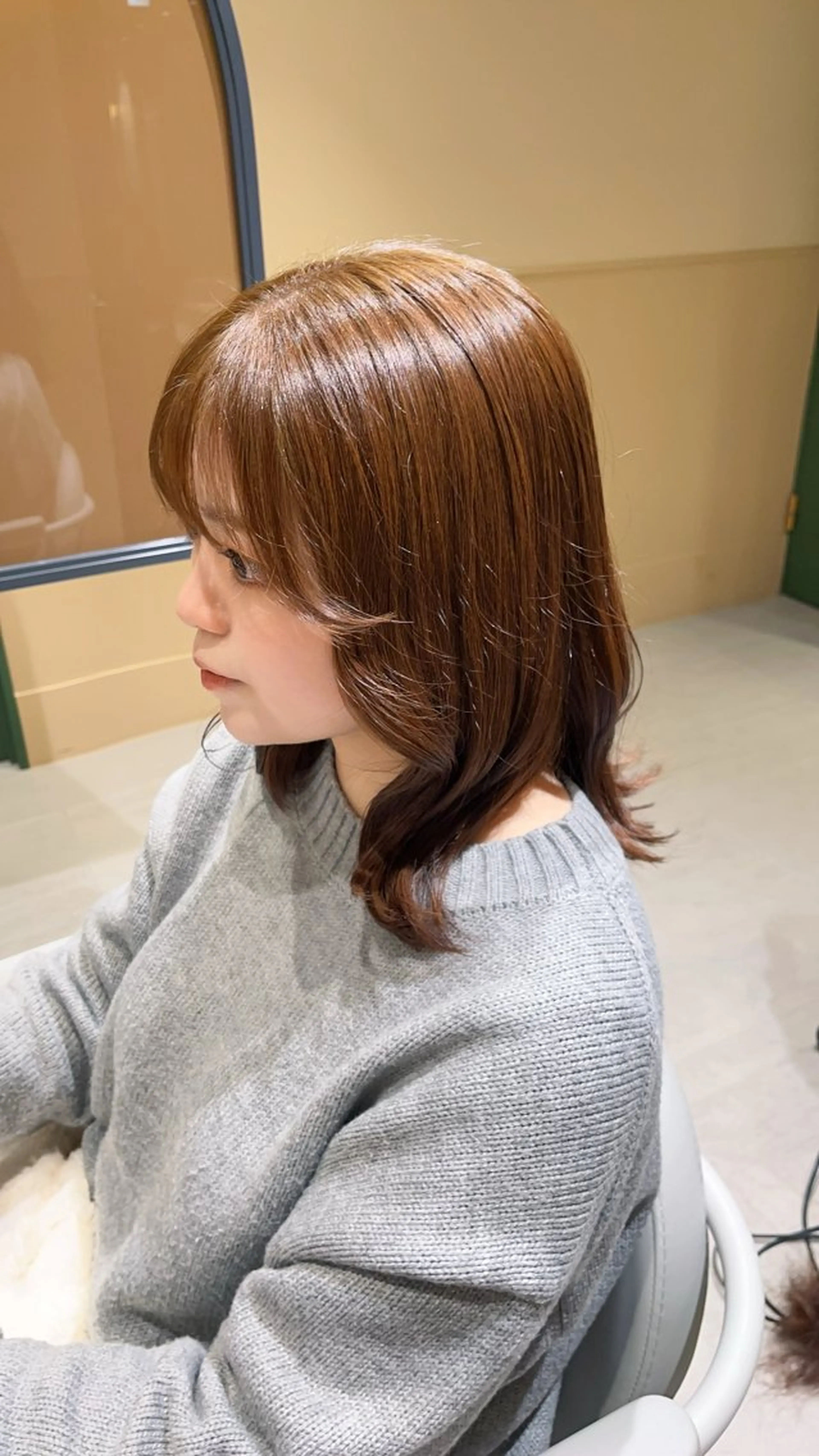 ミディアム カラー カット ヘアカラー トリートメント 🫧tomoka 透明感カラー🫧のヘアスタイル