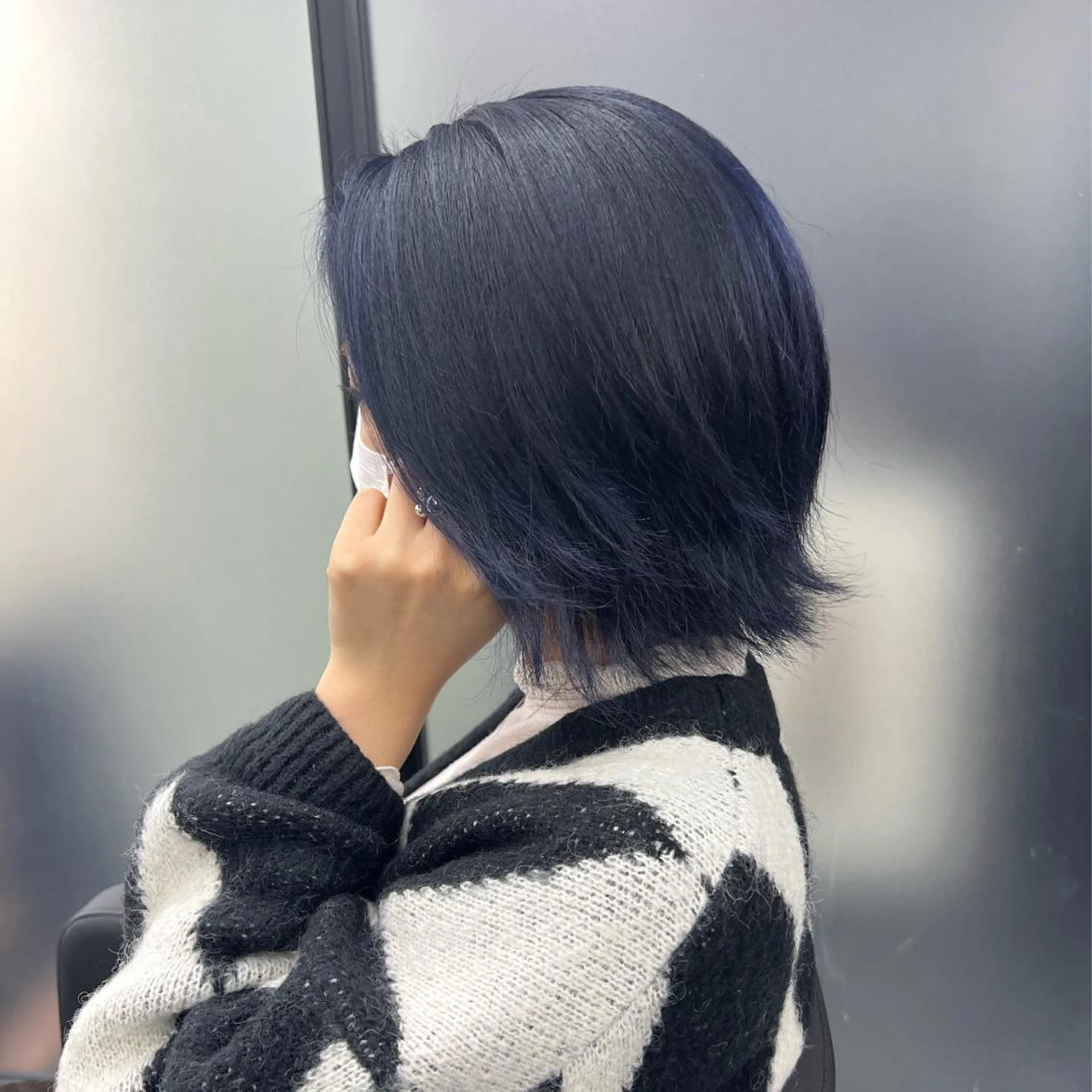 ショート カラー シールエクステ ハイトーンカラー エクステ シールエクステ特化 ハイトーン、NANAのヘアスタイル