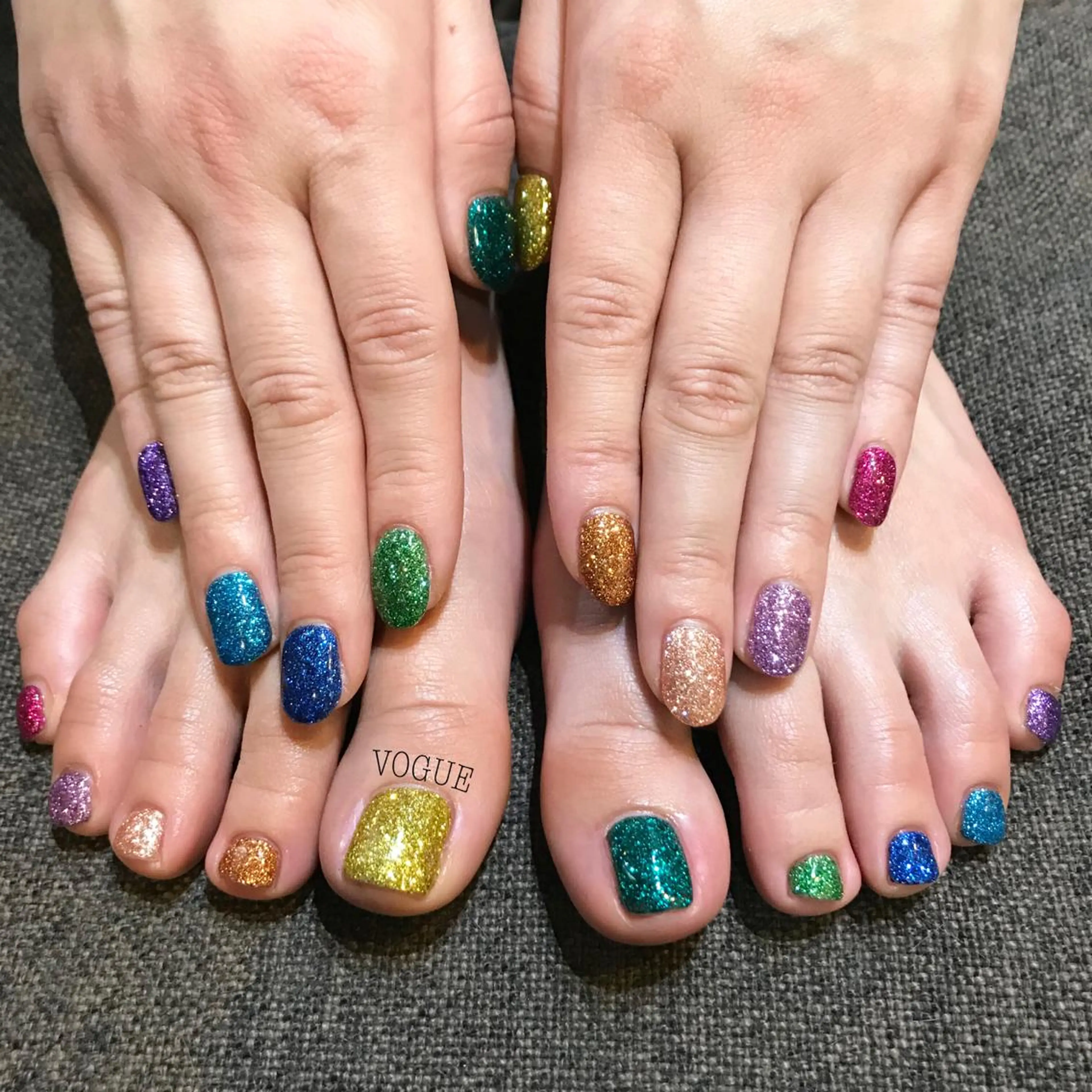 ネイル フットネイル VOGUE ×SWANのネイルデザイン