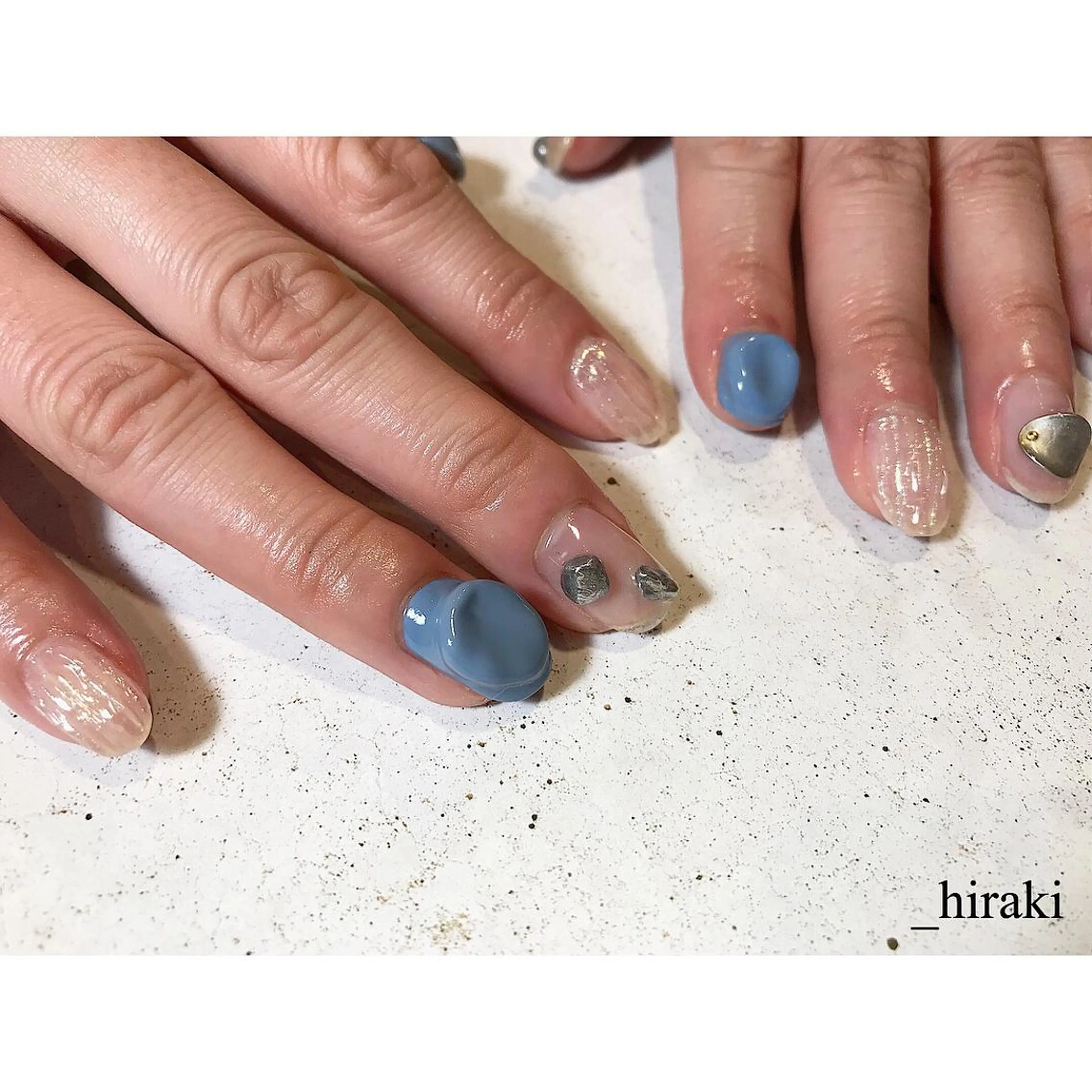 ネイル nail atelier AMBER所属・saori .の眉毛・アイブロウイメージ