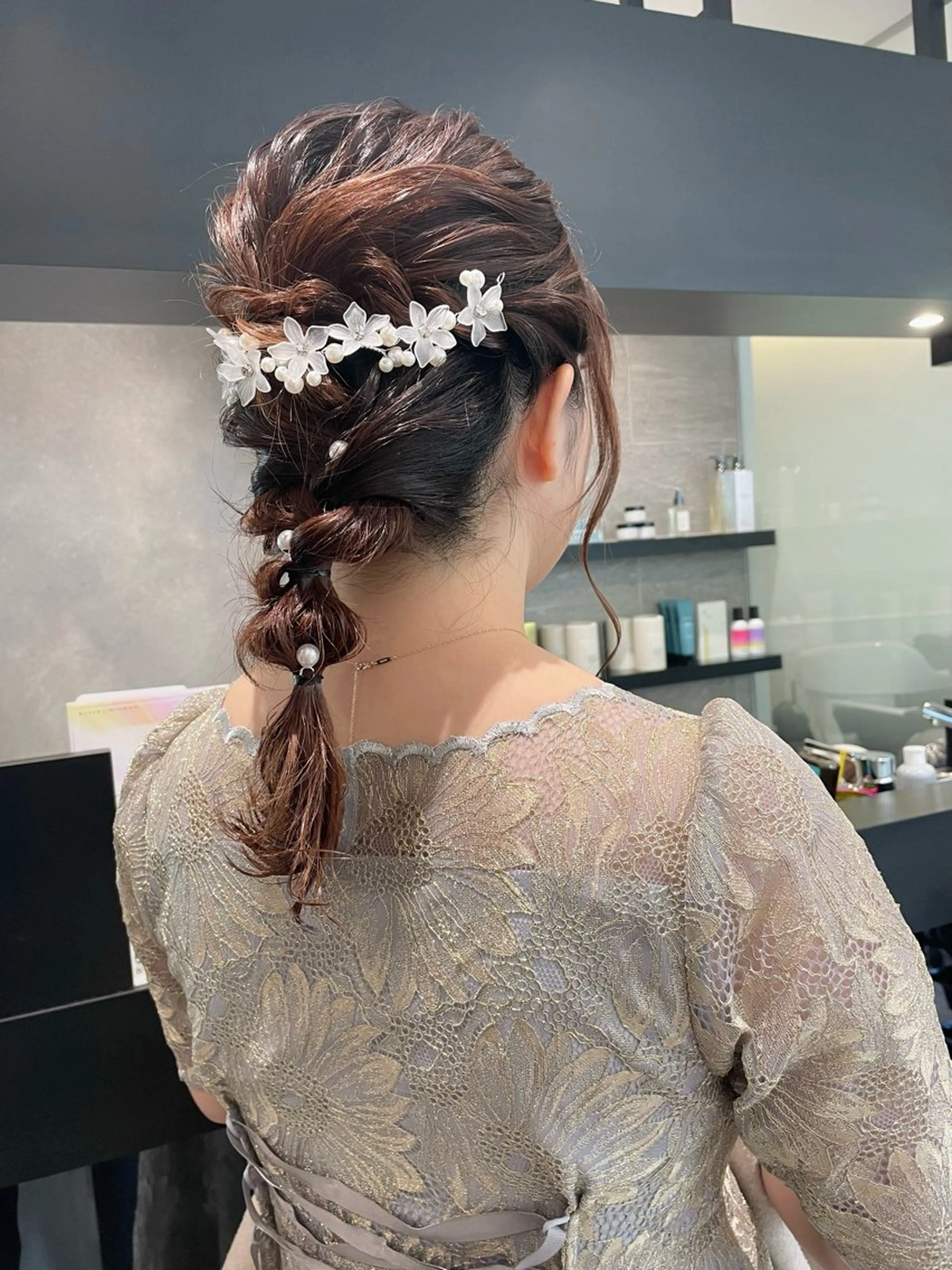 ミディアム ヘアアレンジ ダブルカラー🦖 /髪質改善⚡️しおりのヘアスタイル