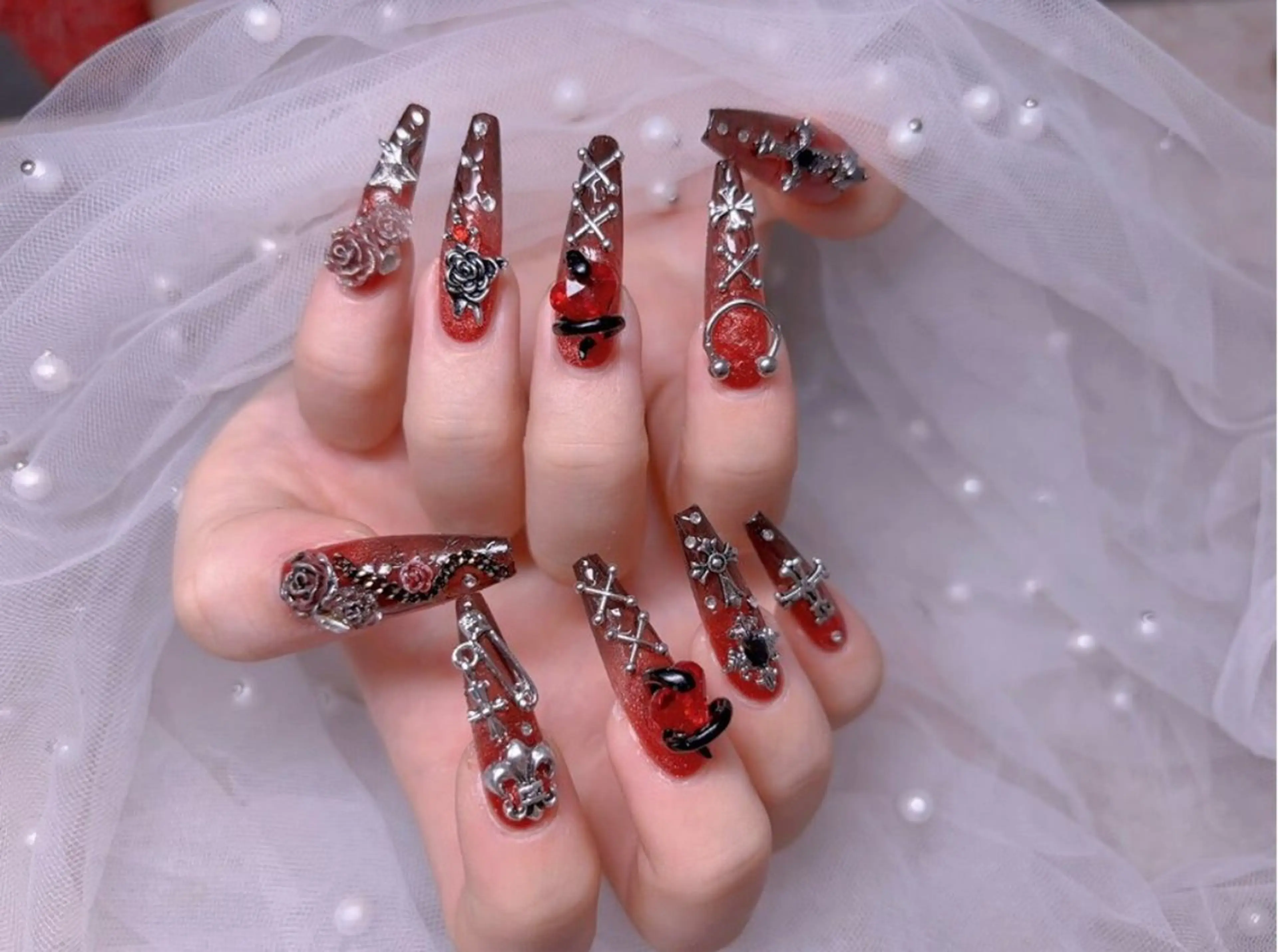 ネイル オーロラネイル フットネイル 韓国ネイル ラメ(グリッター) ラメグラデーション ハンドネイル Belle nail salon 新小岩のネイルデザイン