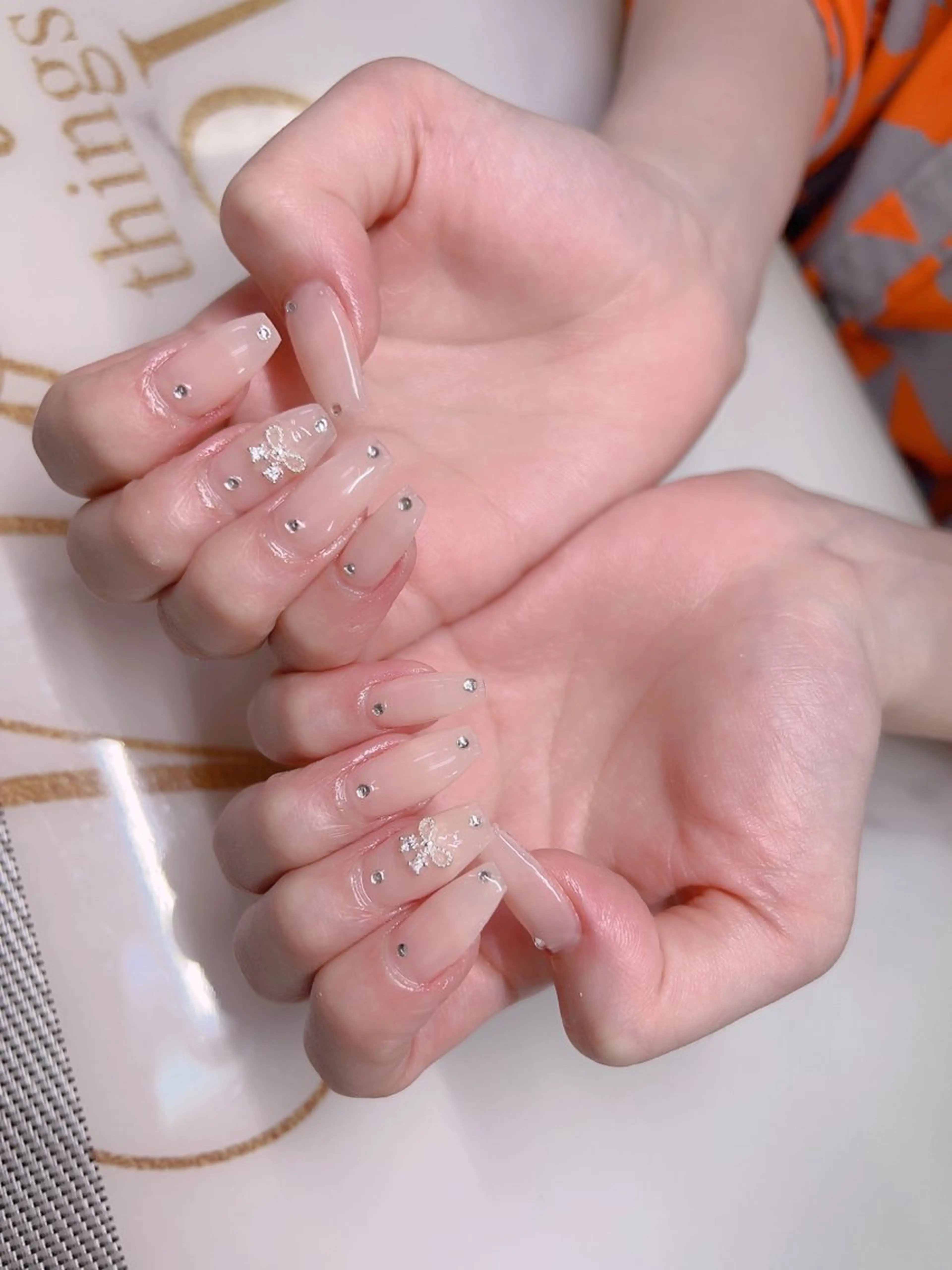 ネイル アートネイル クリアネイル フラッシュネイル フットネイル フレンチネイル インフィニティ ネイルサロンのネイルデザイン