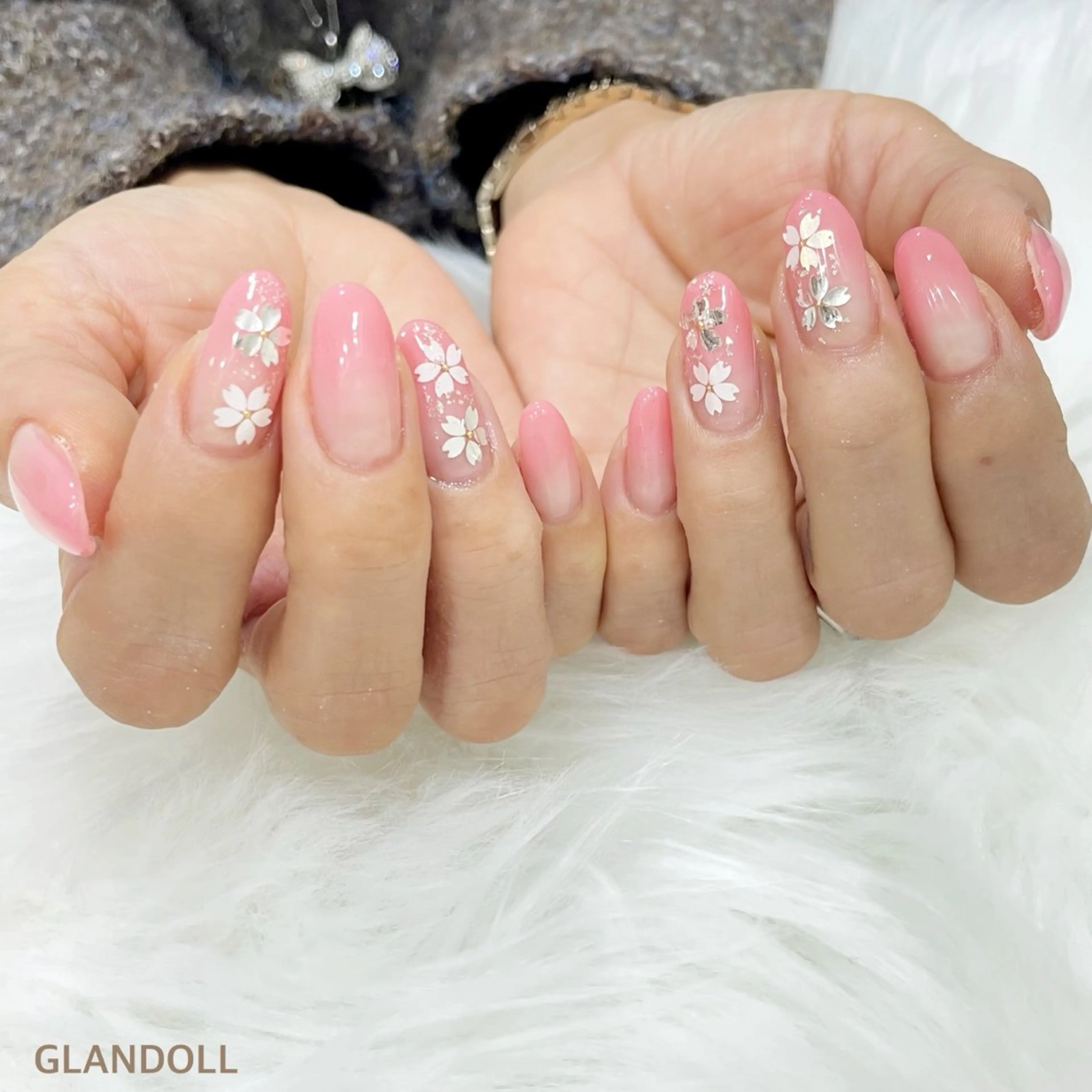 ネイル 春ネイル ハンドネイル GLANDOLL YURIのネイルデザイン