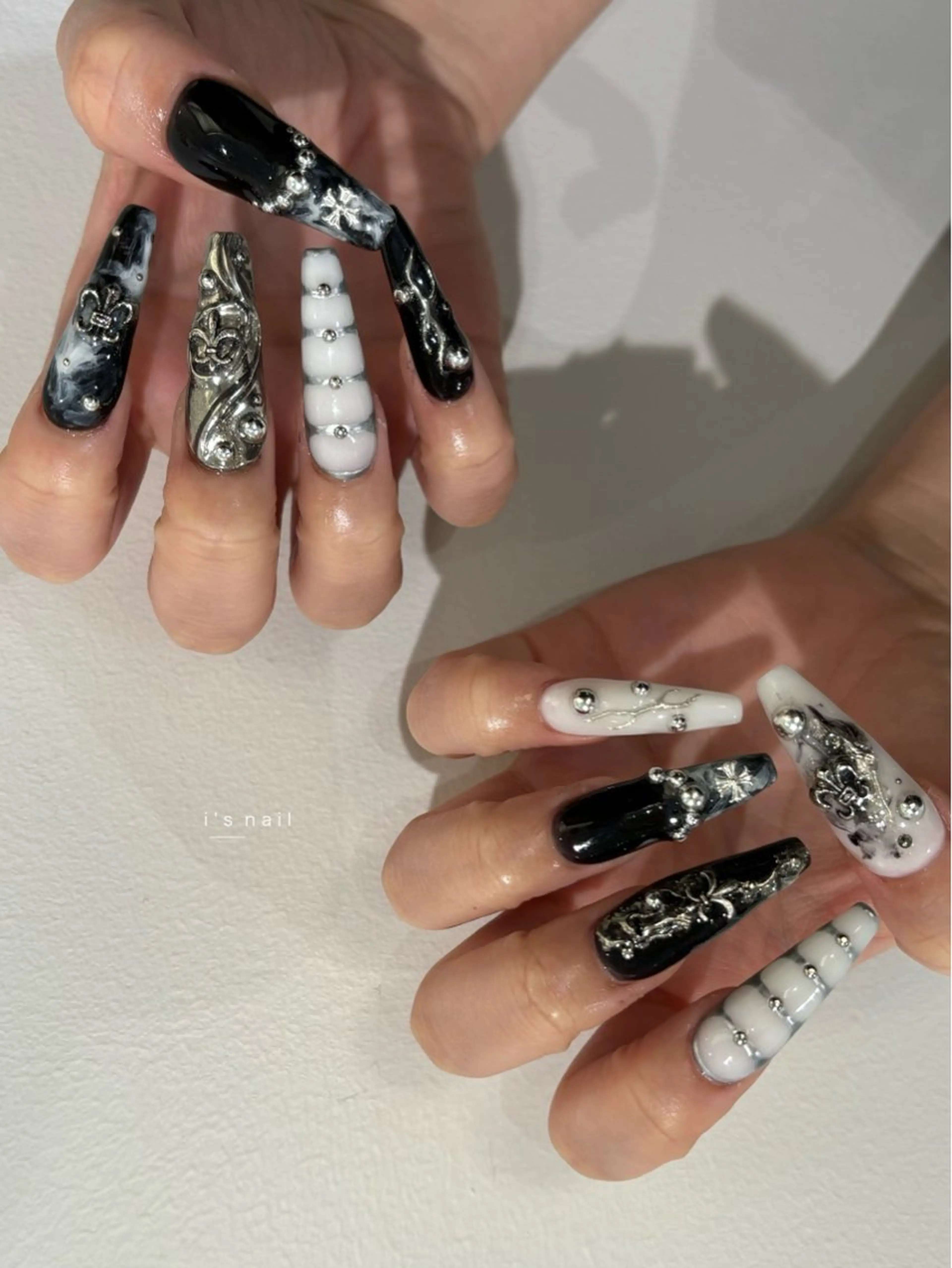 ネイル アートネイル スカルプネイル i's nail 〈アイズネイル〉のネイルデザイン