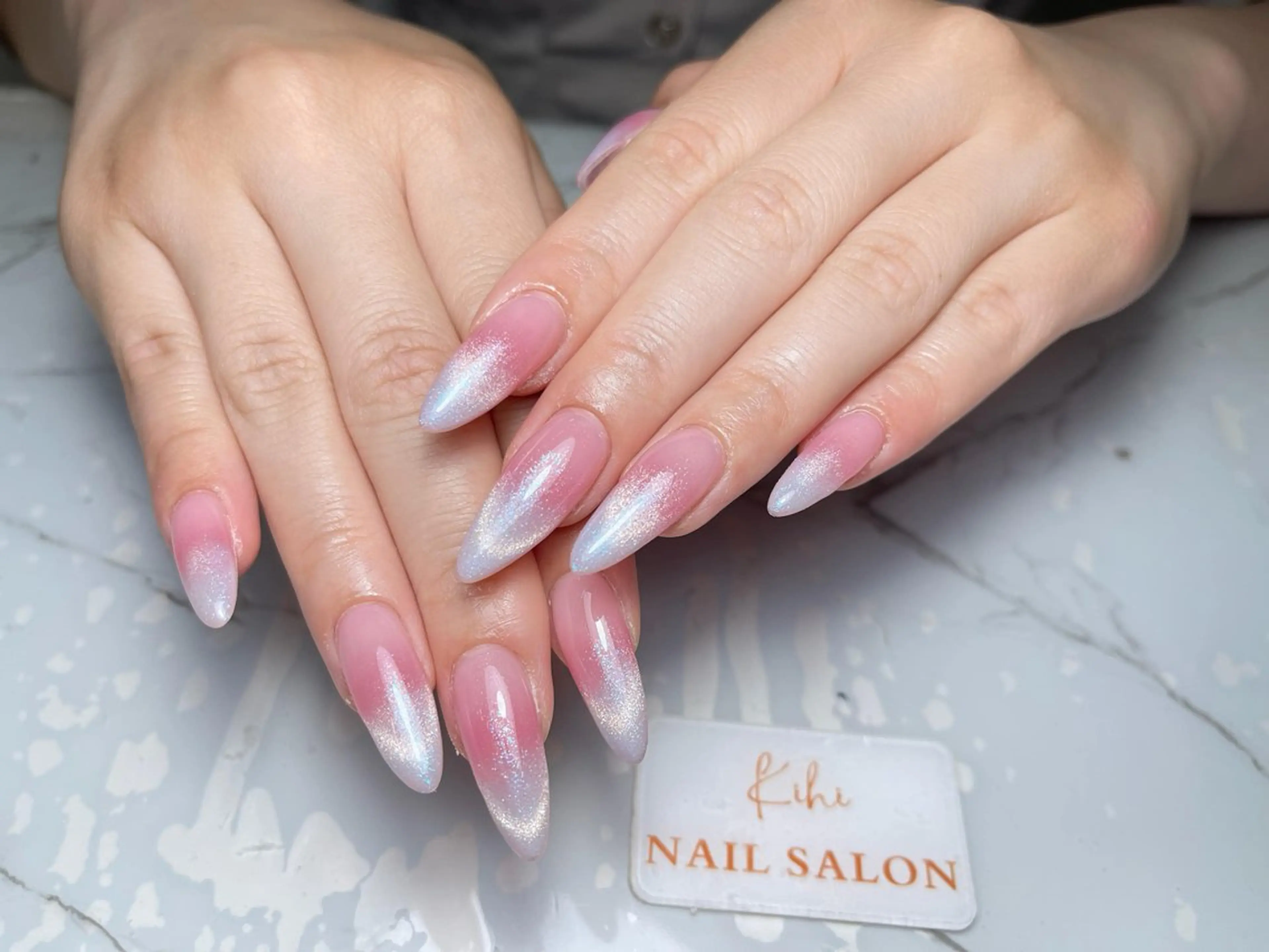 ネイル アートネイル フレンチネイル ジェルネイル グラデーション 韓国ネイル ハンドネイル 💕鈴木ユリ パラジェル/オフ無料のネイルデザイン