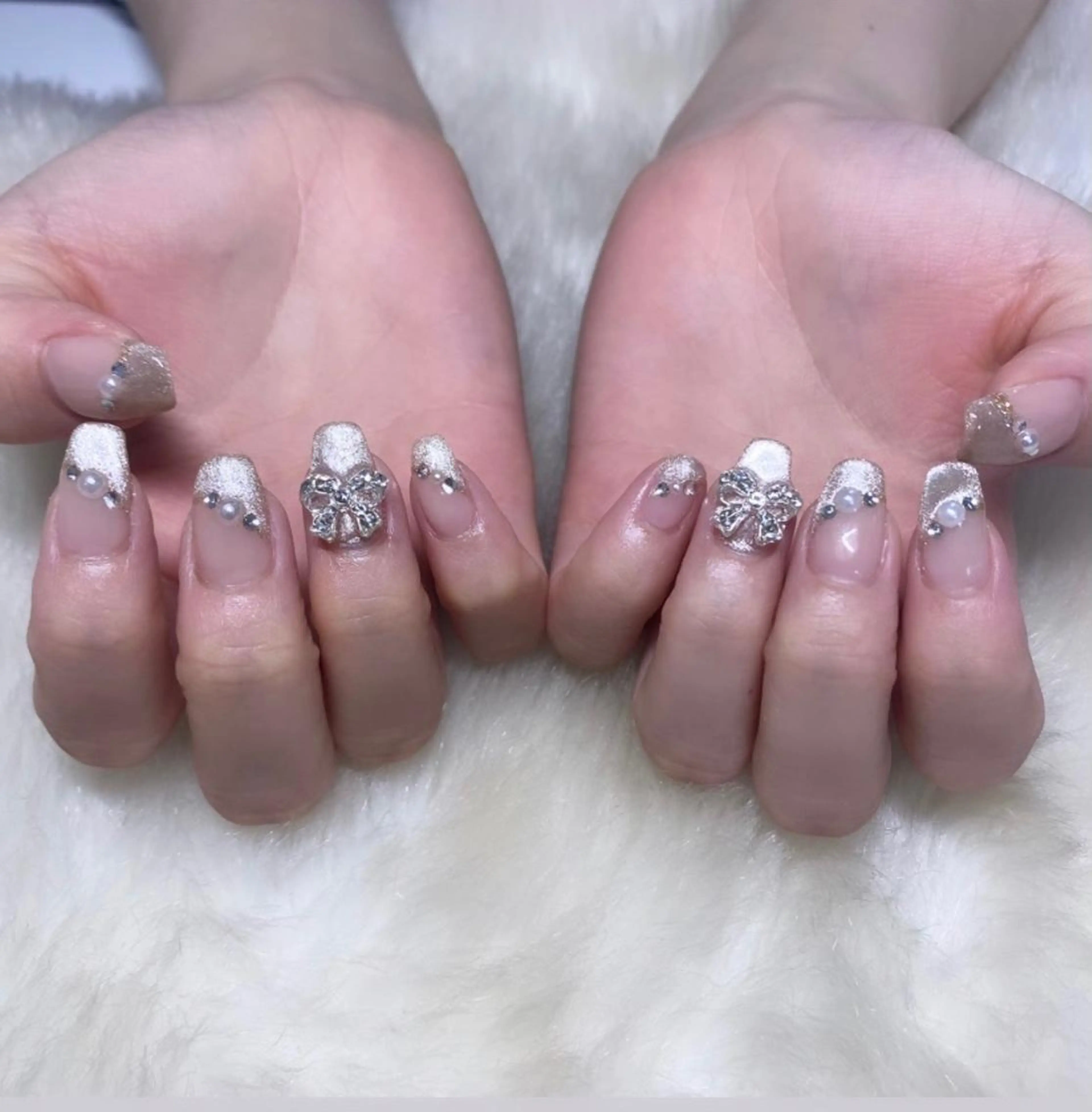 ネイル OOMINE KAORIのネイルデザイン