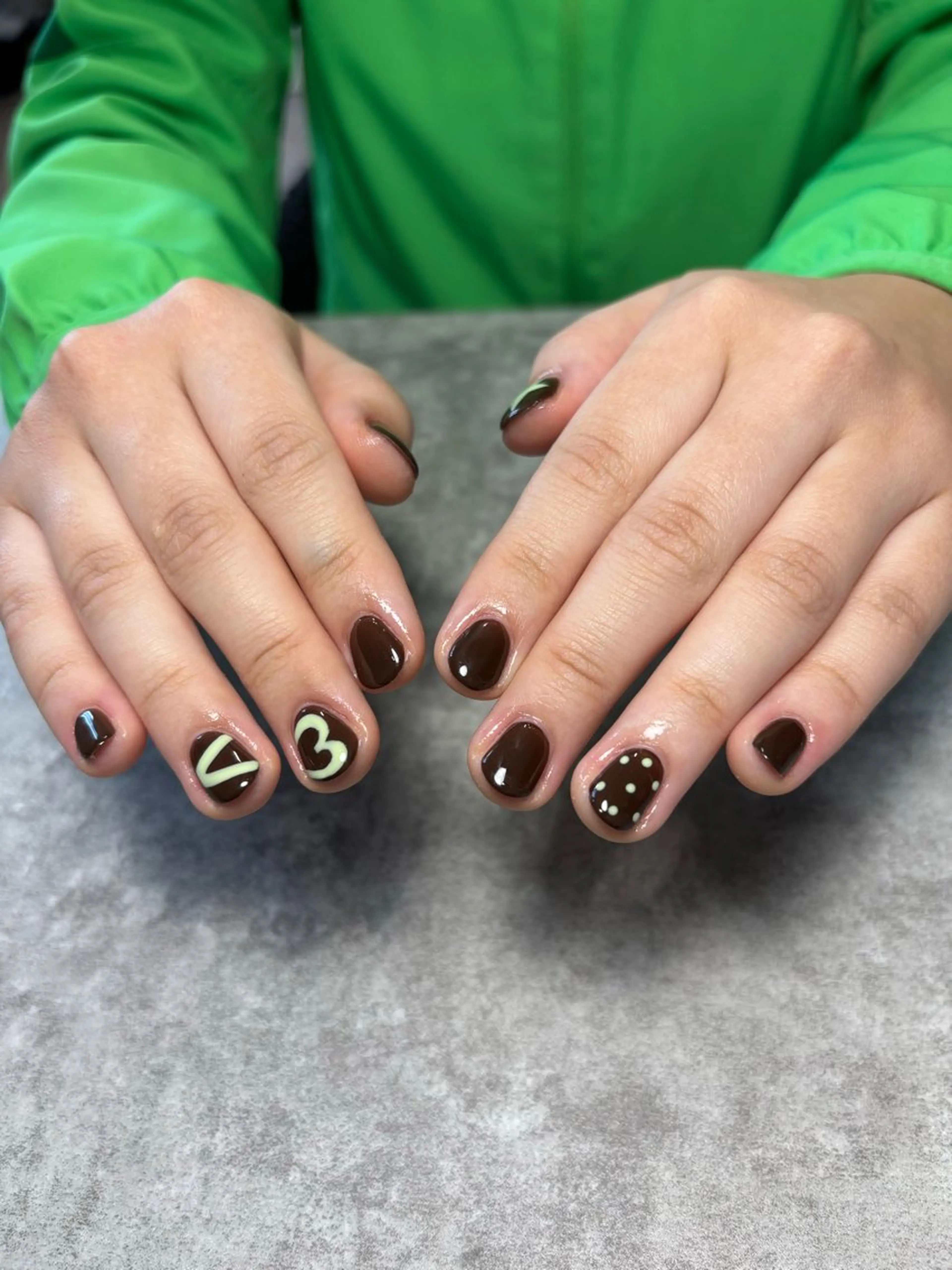 ネイル en.nail⭐︎ 丹波橋のネイルデザイン