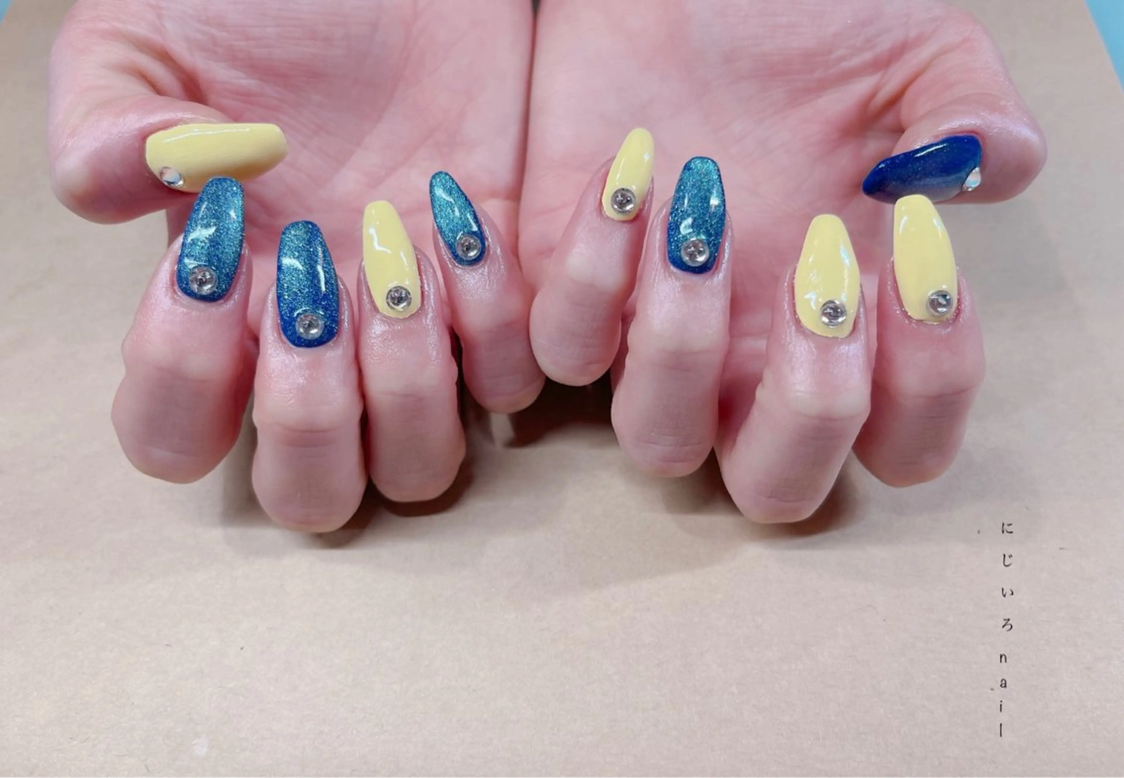 ネイル にじいろ nailのネイルデザイン