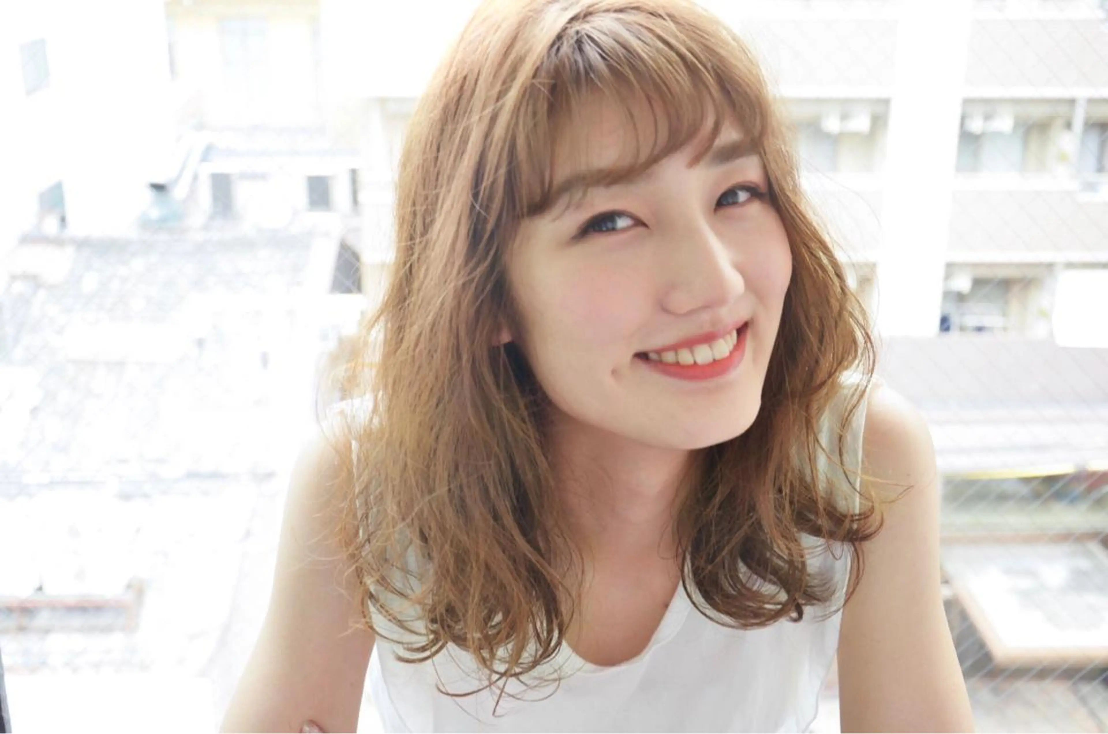 ミディアム カラー ヘアアレンジ グレージュ ハイトーンカラー sketcH.所属・中村 ダイスケのその他イメージ