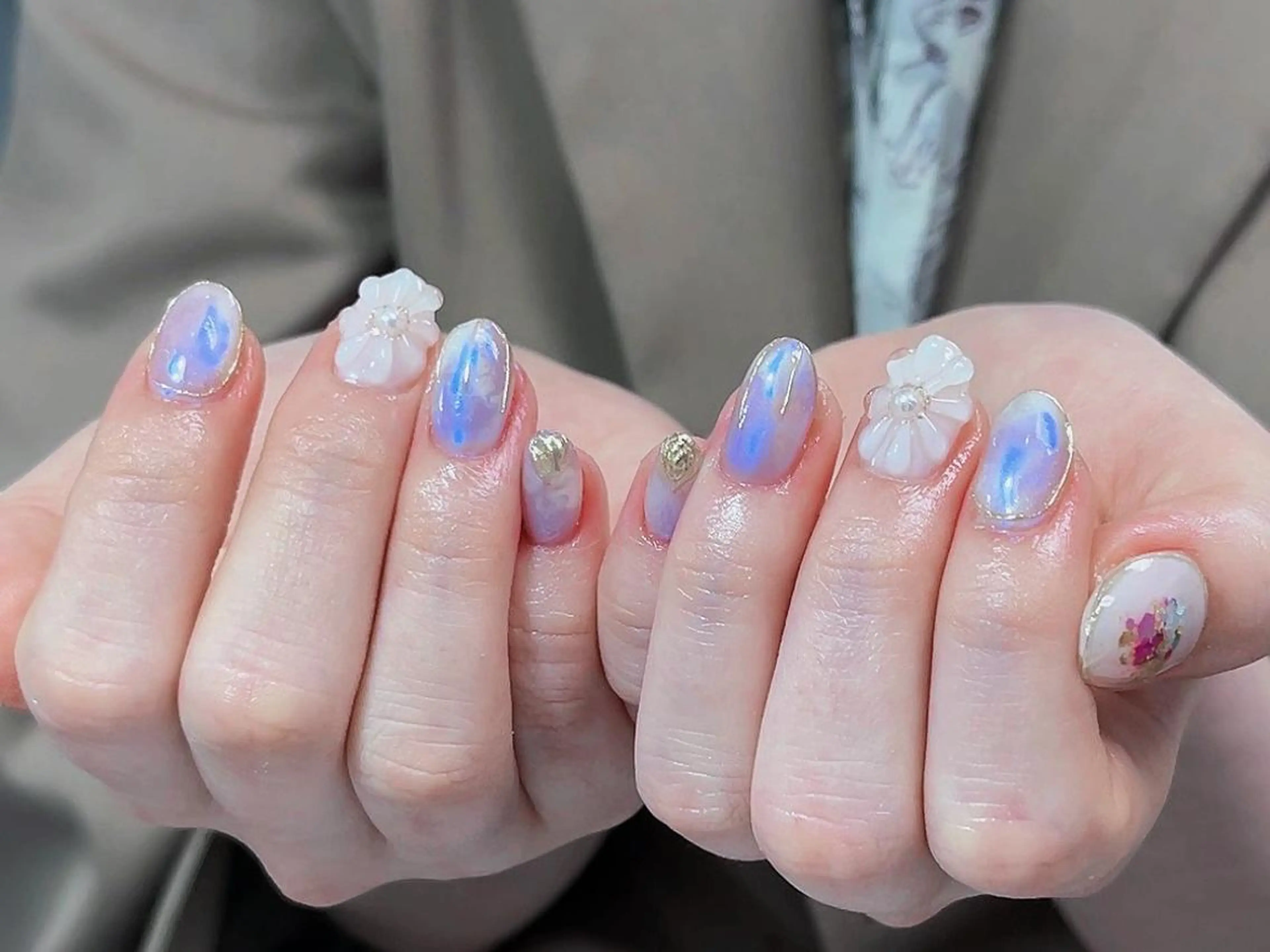 ミディアム ハンドネイル DIAMOND 💦のネイルデザイン