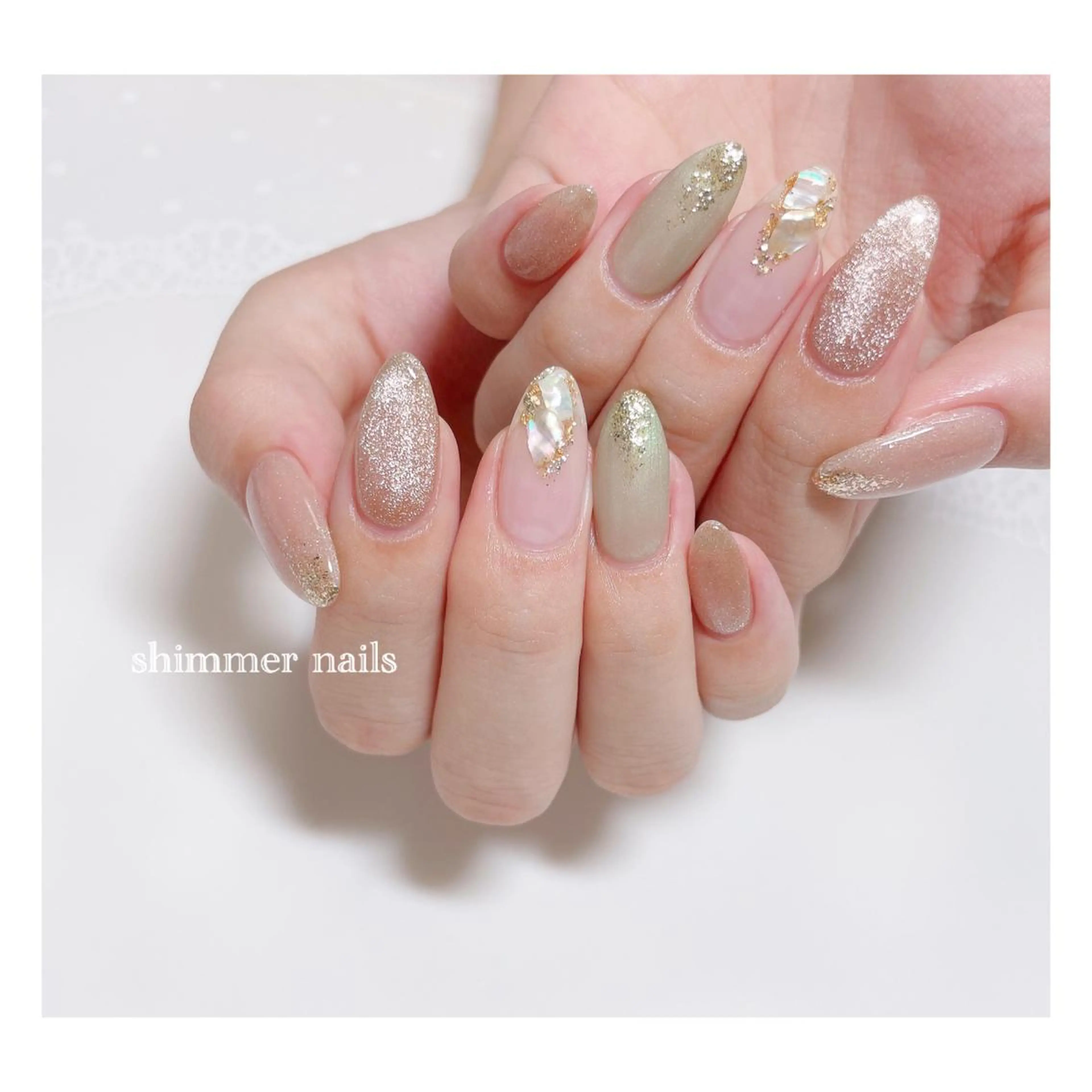 ネイル グリーン マグネットネイル shimmer nailsのネイルデザイン