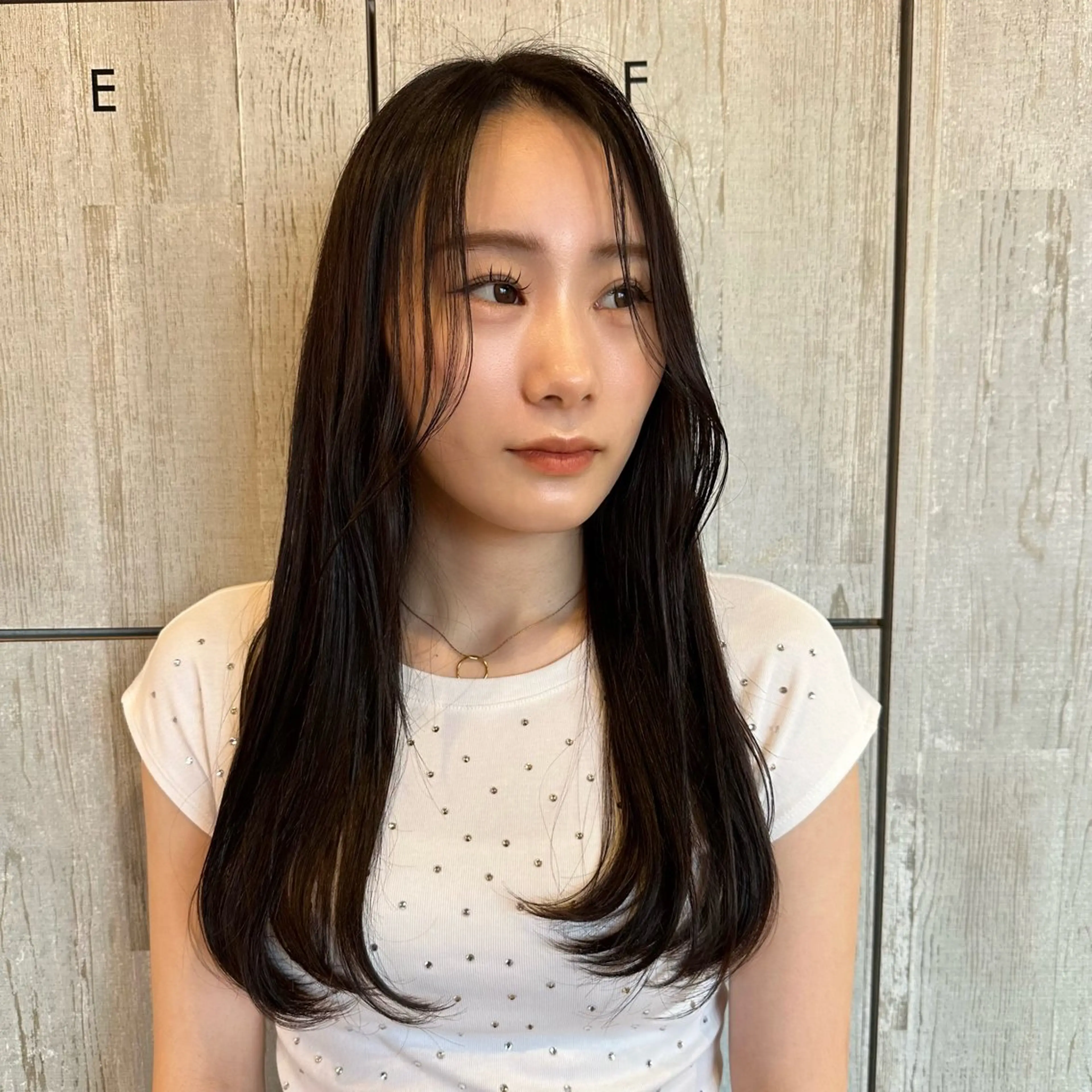 ロング カラー 顔まわりレイヤー 顔周りカット レイヤーカット 柔らかいcolor ￤韓国￤🩰マユ🩰のヘアスタイル