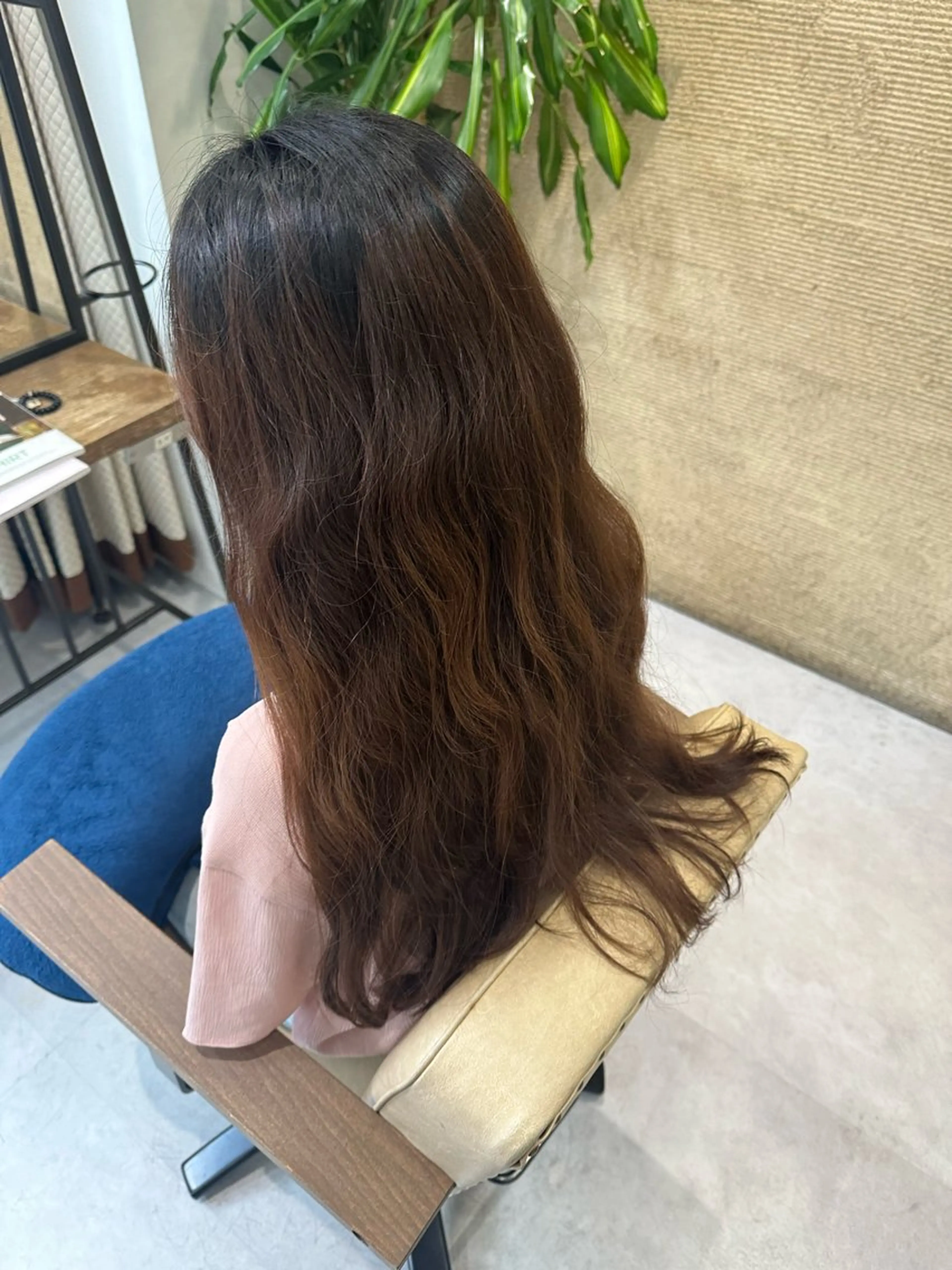ロング カラー ヘアカラー トリートメント 髪質改善AUSTIN登戸所属・野村 一花 / 暖色 カラー / Wカラーのヘアスタイル