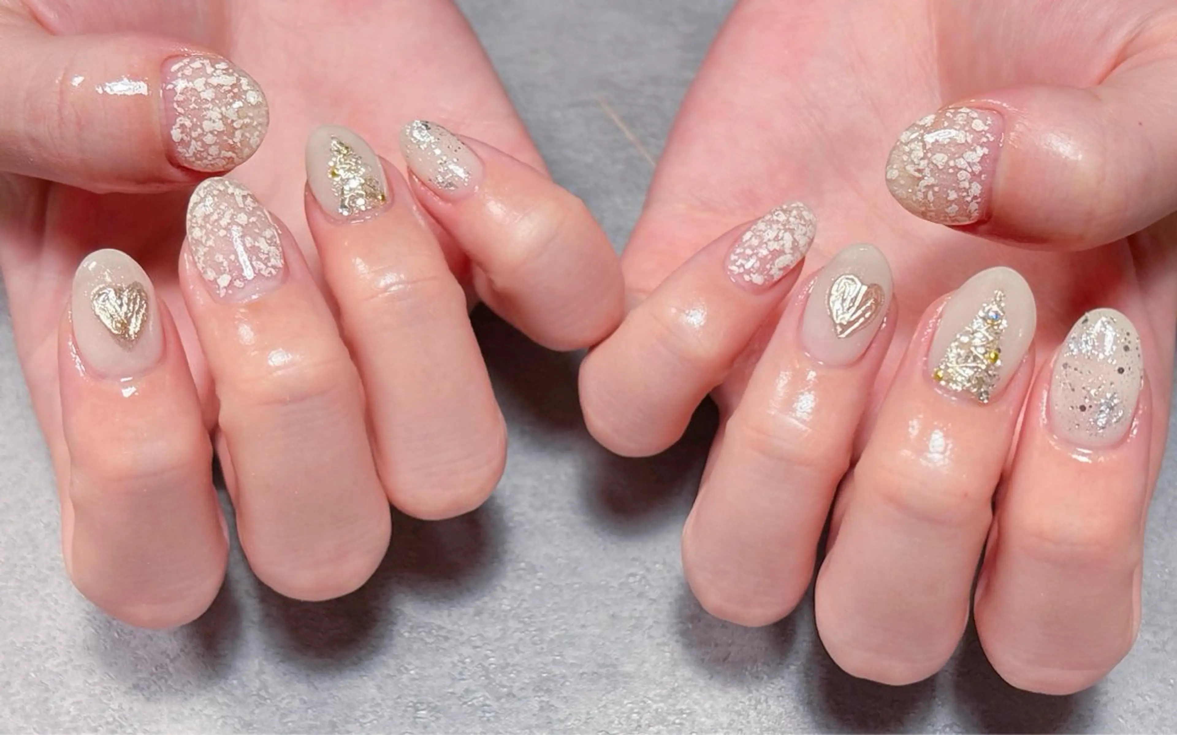 ネイル アートネイル マグネットネイル 冬ネイル クリスマス ハンドネイル ハンドケア ゆ か_Nails💫のネイルデザイン