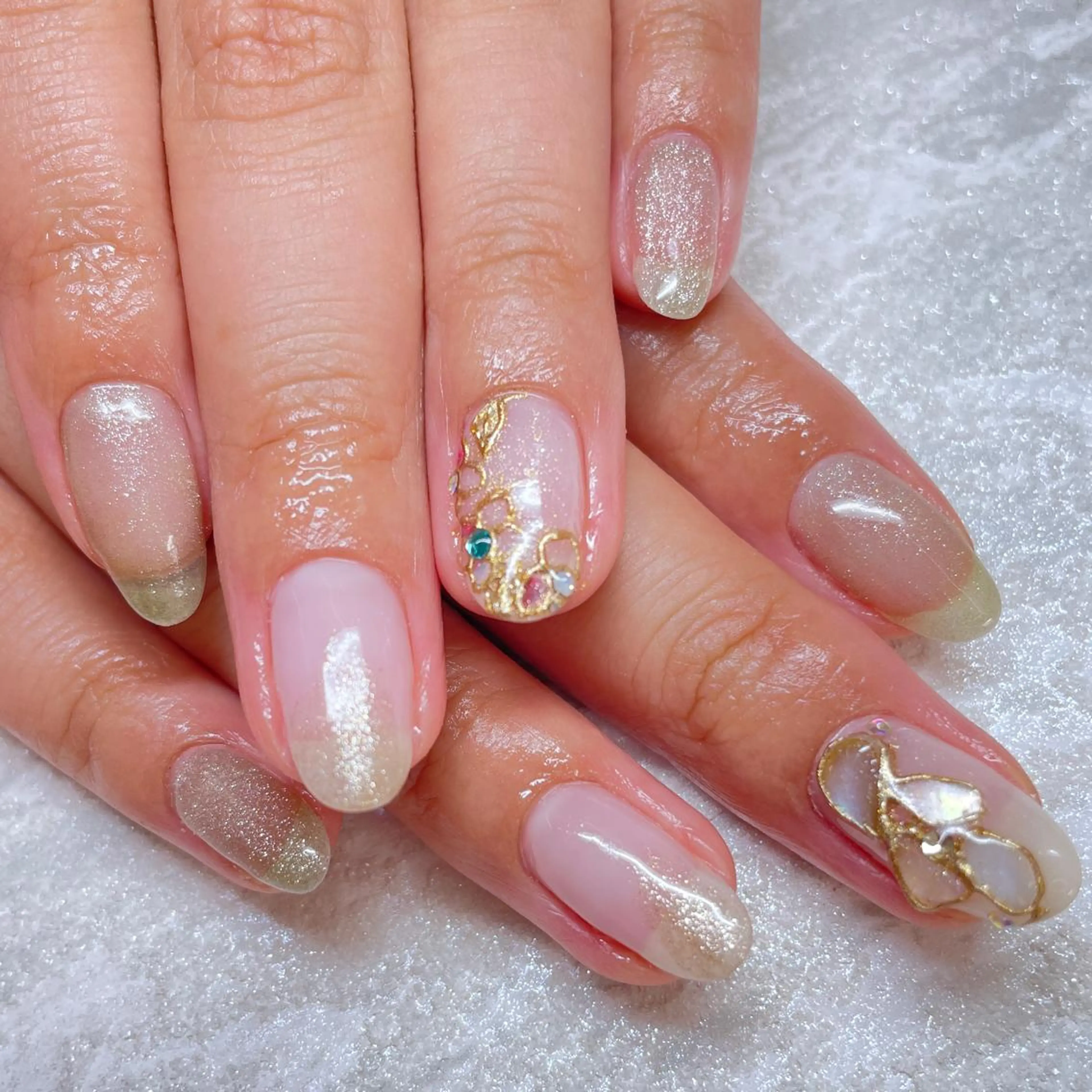 ネイル nail Eclat所属・志賀野 美喜のネイルデザイン