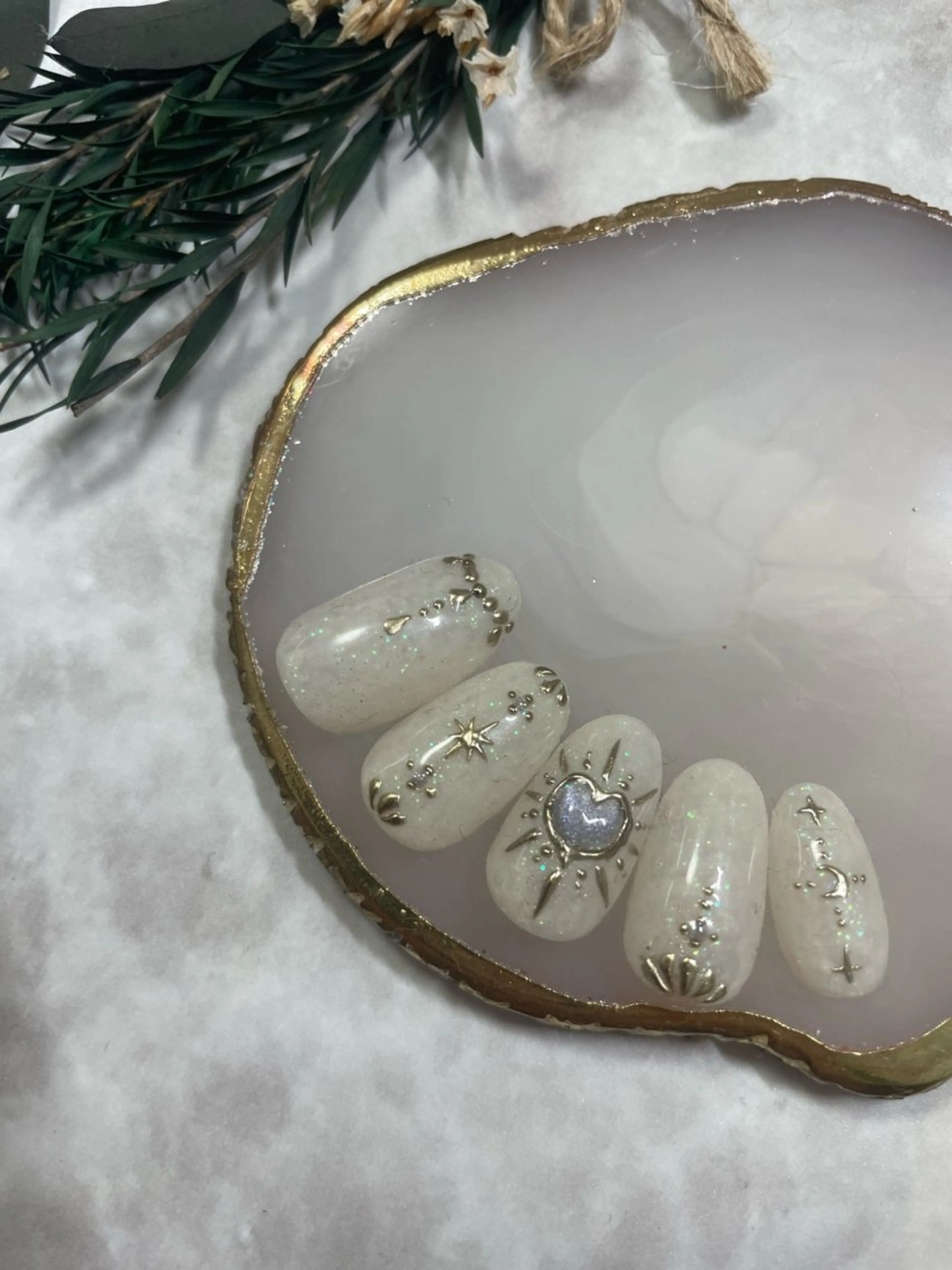 ミディアム ハンドネイル Kuroki Yurikaのネイルデザイン