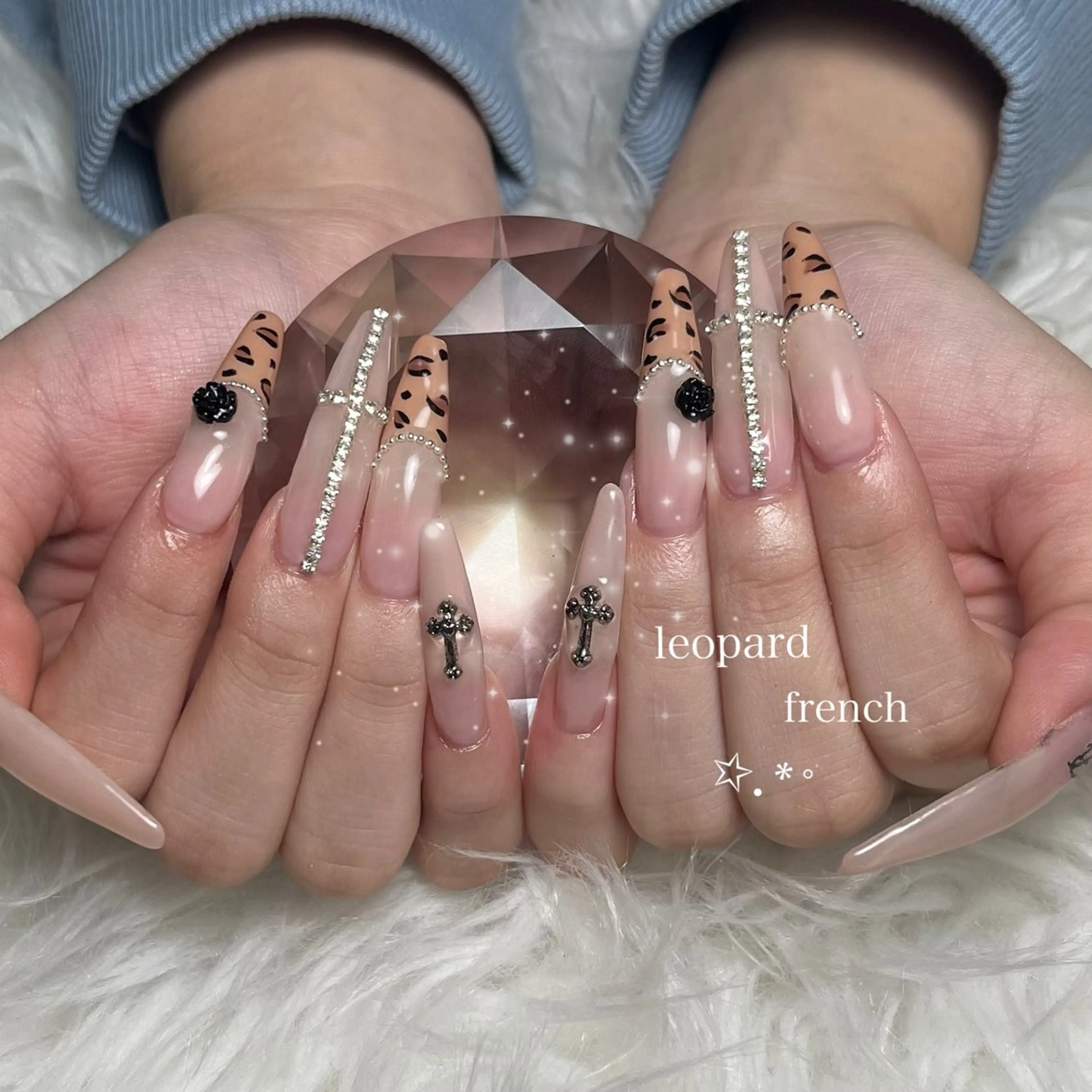 🤍長さだしOK デザインやり放題 (オフなし)の写真