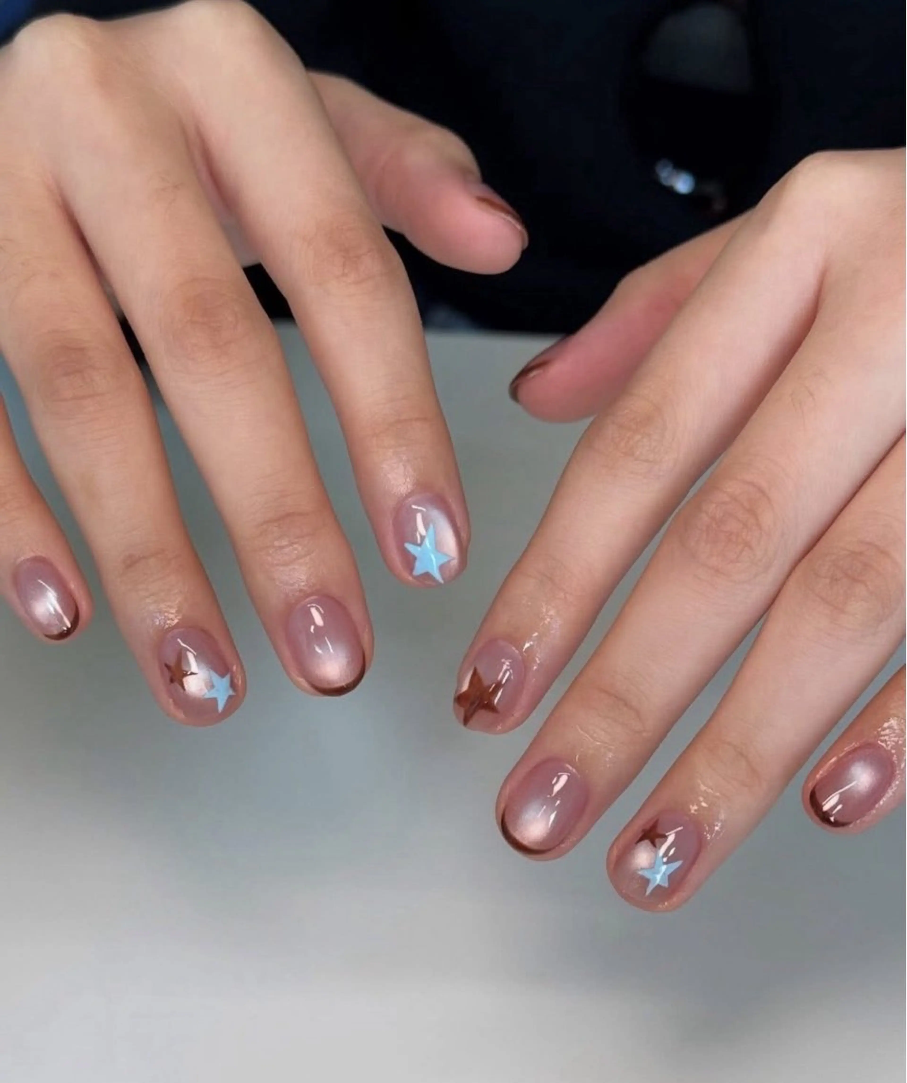 ネイル チークネイル フレンチネイル グラデーション 韓国ネイル マグネットネイル ハンドネイル Heng688 へンのネイルデザイン