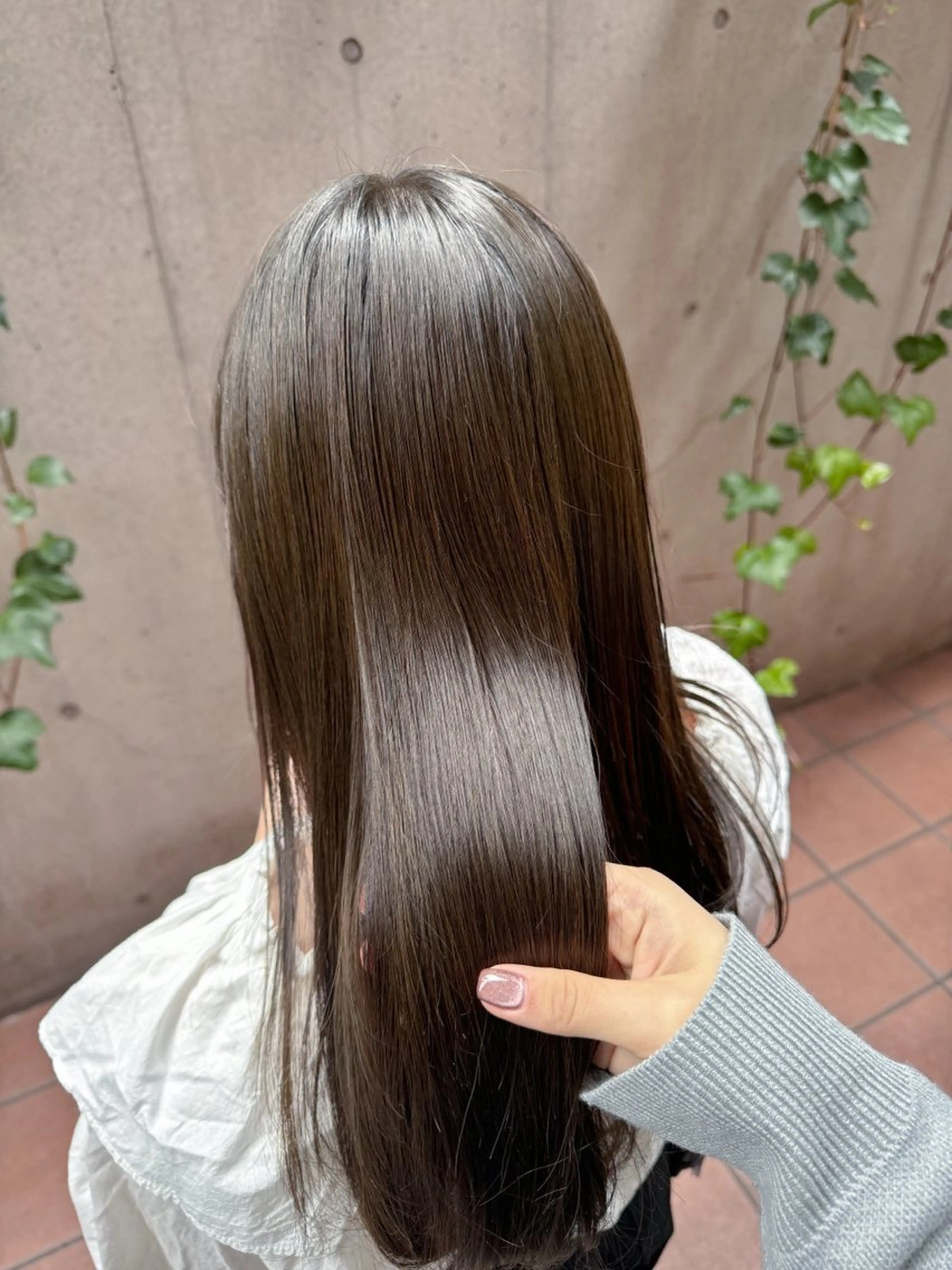 ミディアム カラー カット ヘアカラー 大橋 芽衣のヘアスタイル