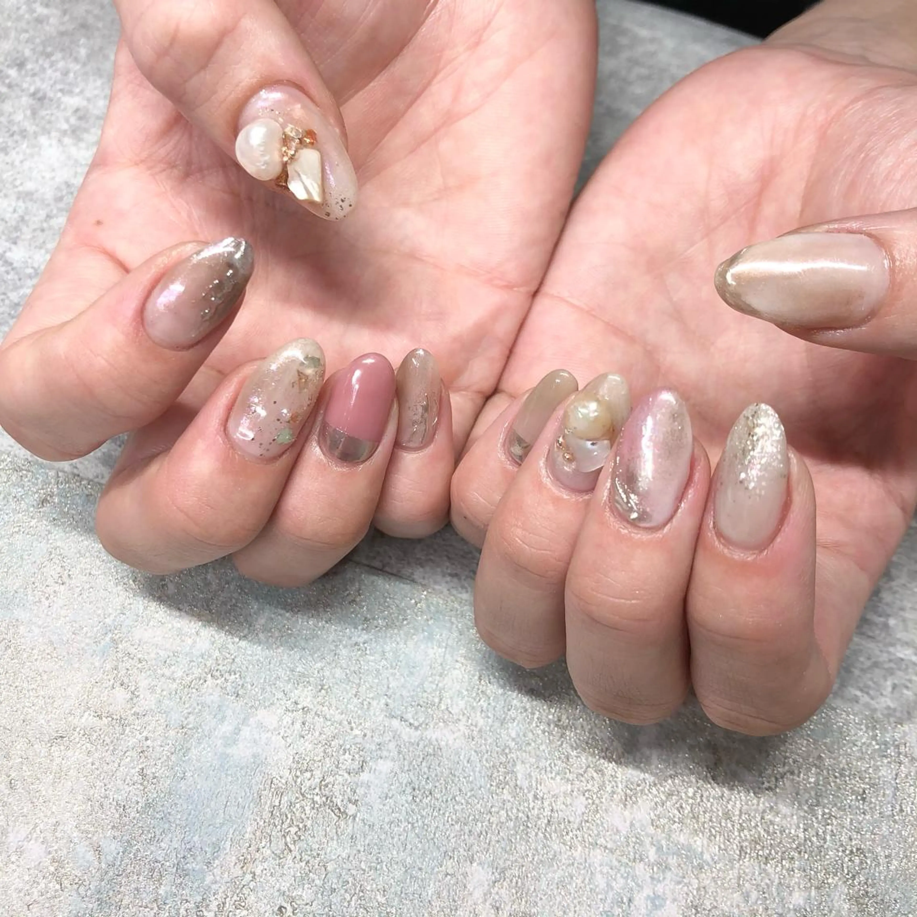 ロング カラー ヘアアレンジ キッズ ネイル マツエク・マツパ 福田 加奈のネイルデザイン