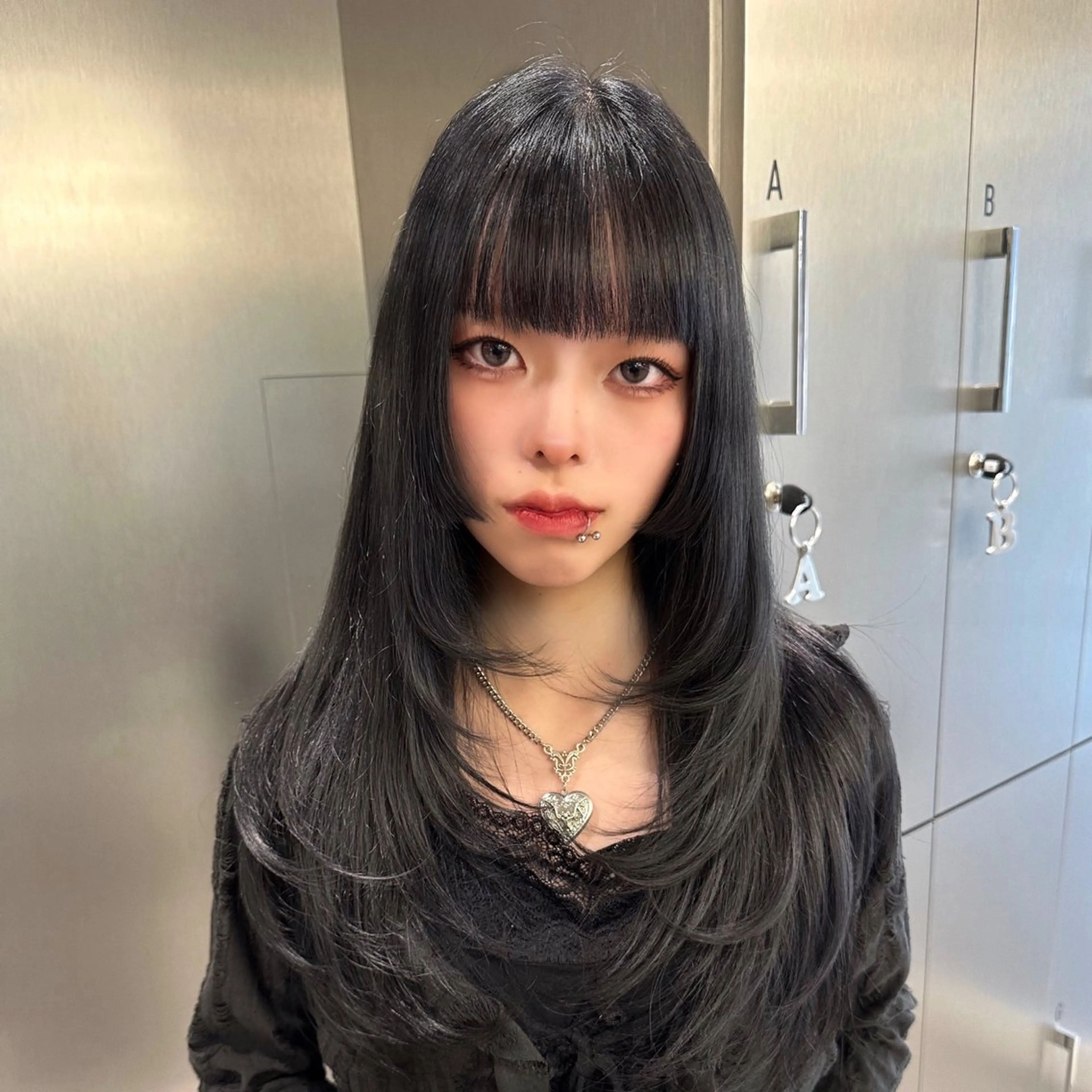 ロング カラー 韓国風ヘア レイヤーカット 小顔カット ヘアカラー ブリーチ矯正/ ブリーチ特化mikaのヘアスタイル