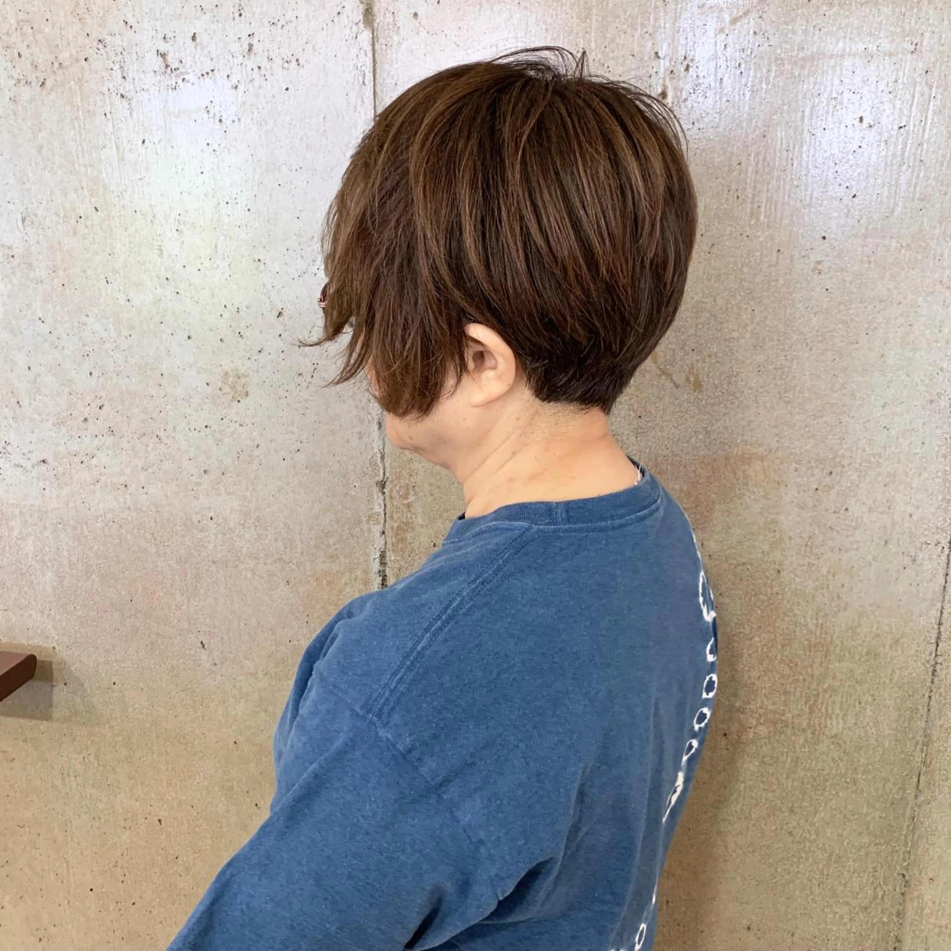 ショート カラー 二宮 早智子のヘアスタイル