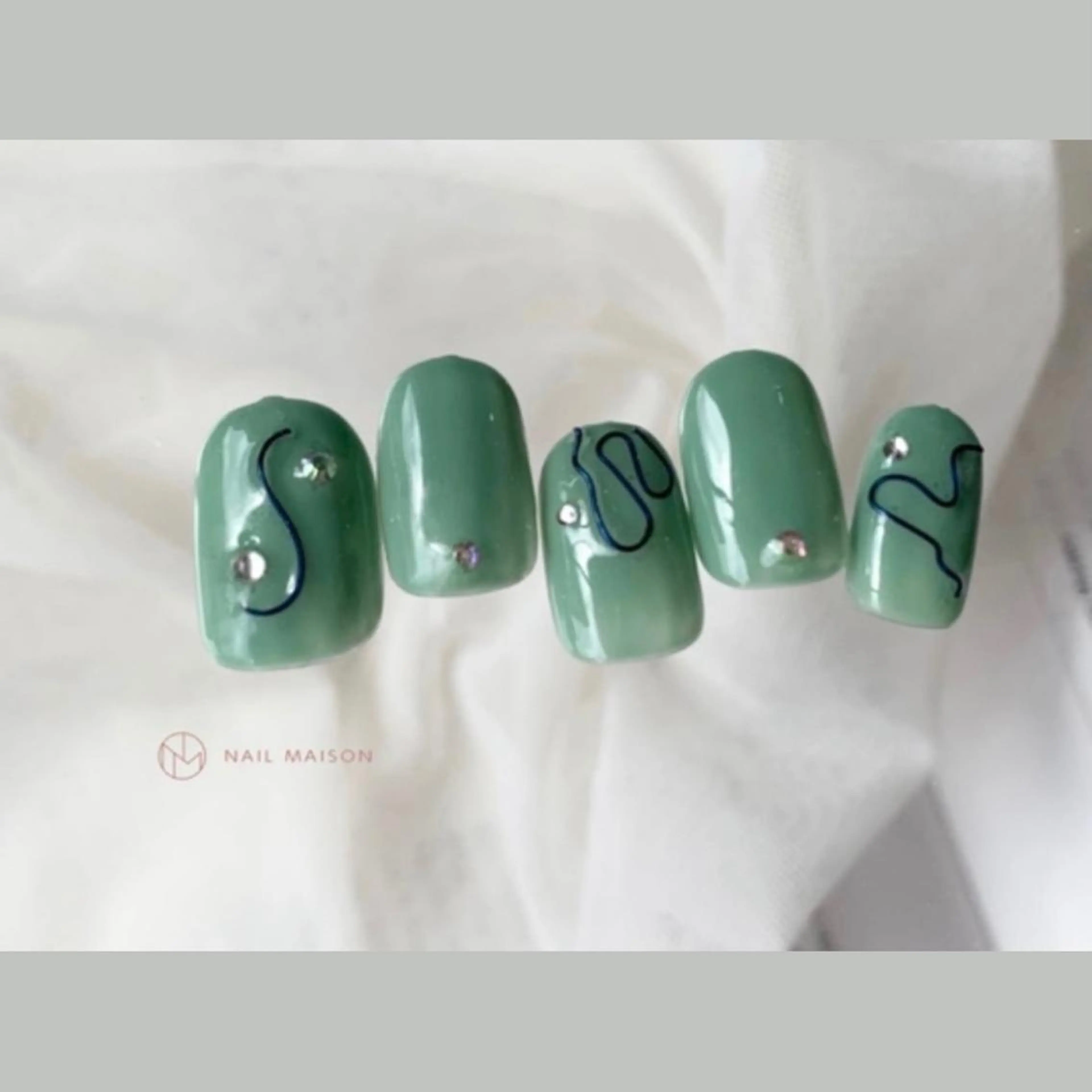 ネイル 草加ニュアンスネイル 🌚hersのネイルデザイン