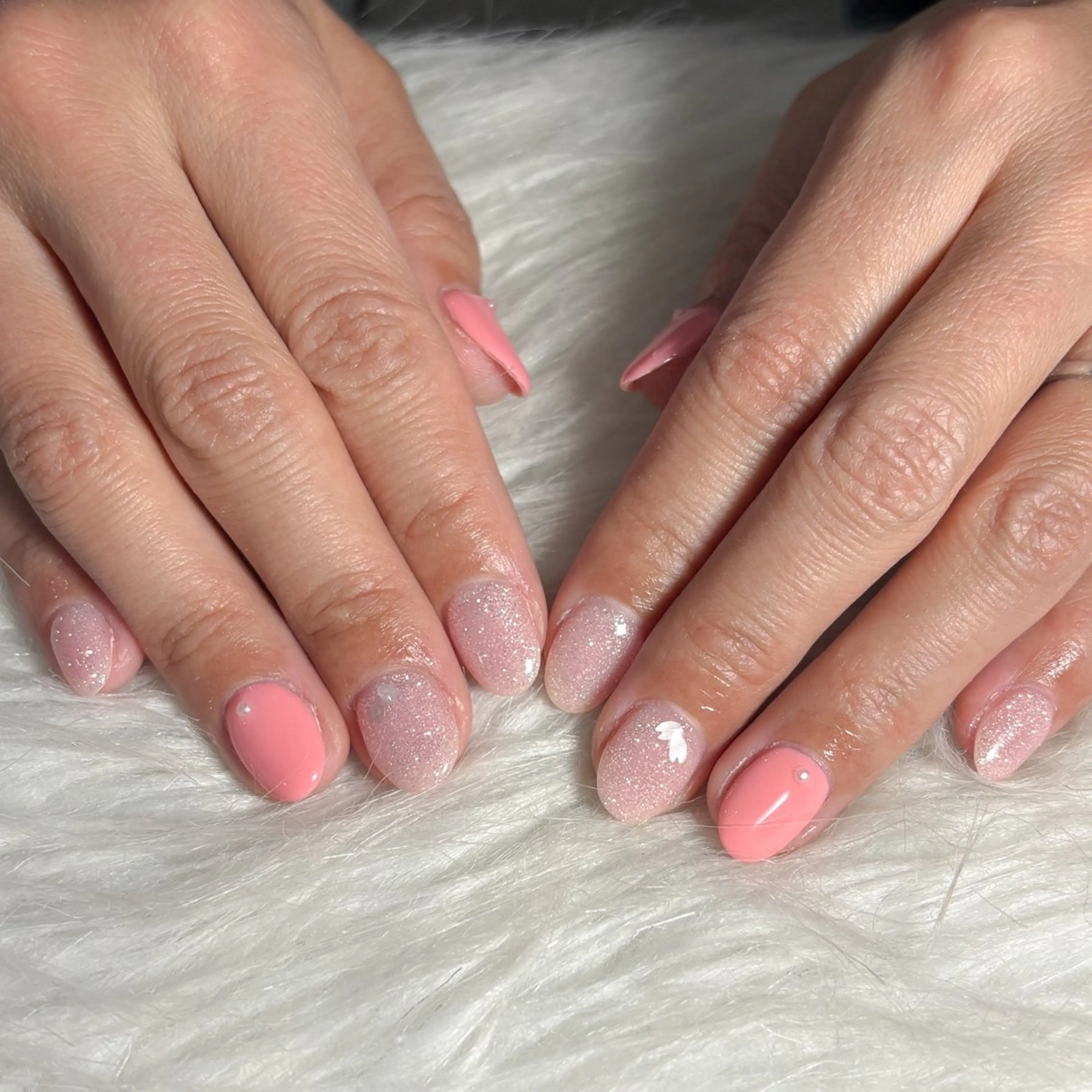 ネイル ハンドネイル LAVISH manaのネイルデザイン