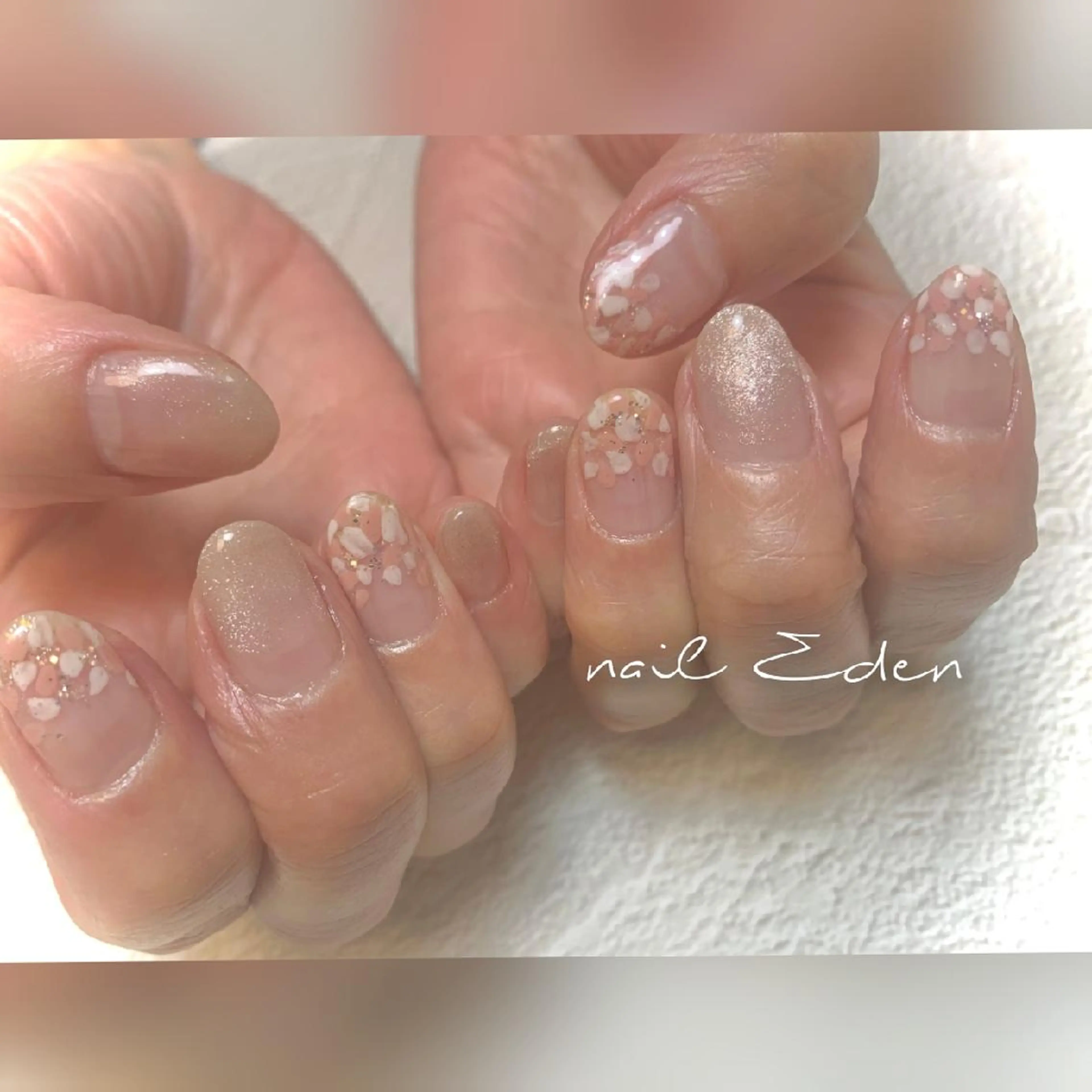 ネイル アートネイル グラデーション マグネットネイル ハンドネイル ハンドケア Eden　private nail saron所属・Eden ♾️のネイルデザイン