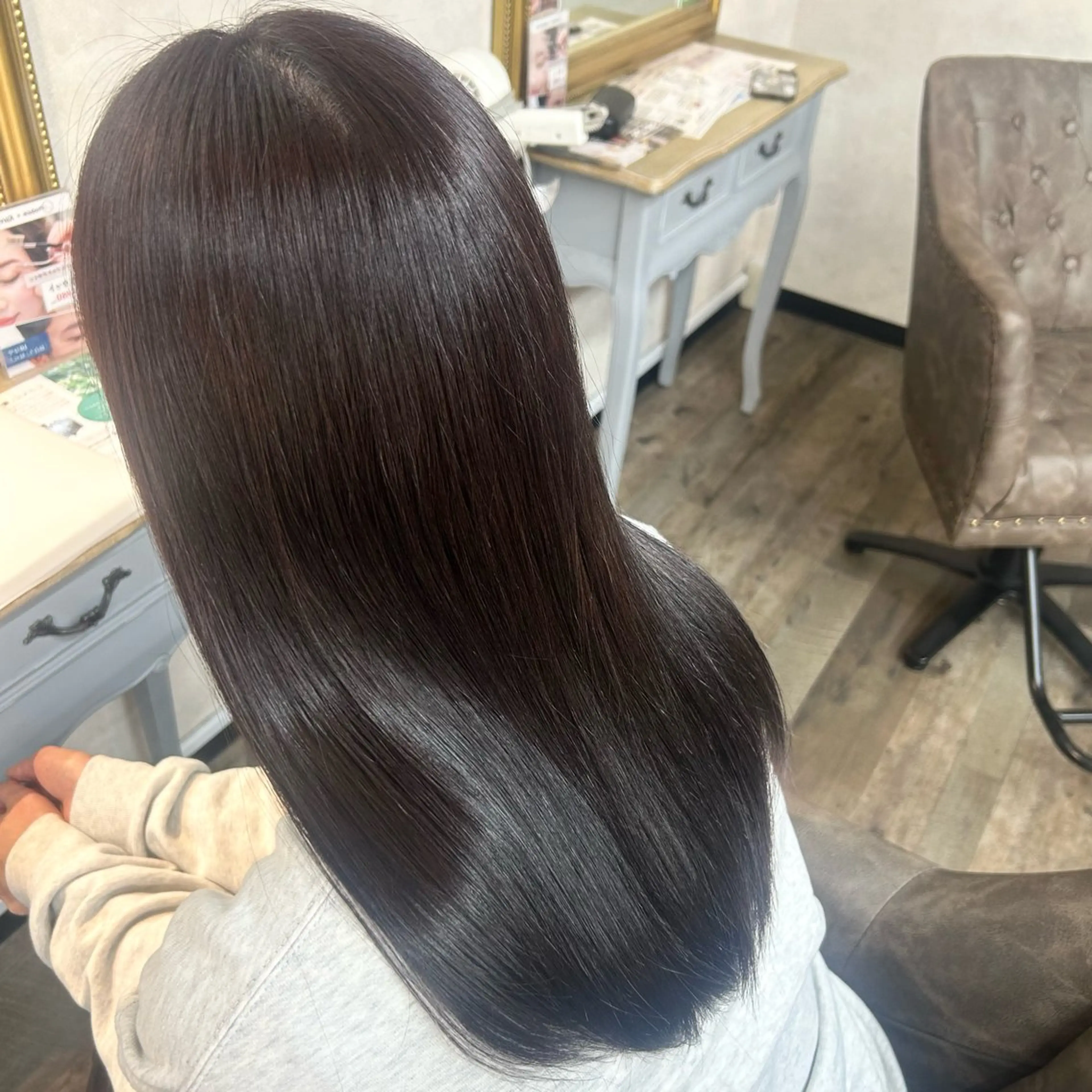 ミディアム カラー カット ヘアカラー トリートメント 🌼髪質整形& 艶カラー🌼珠理のヘアスタイル