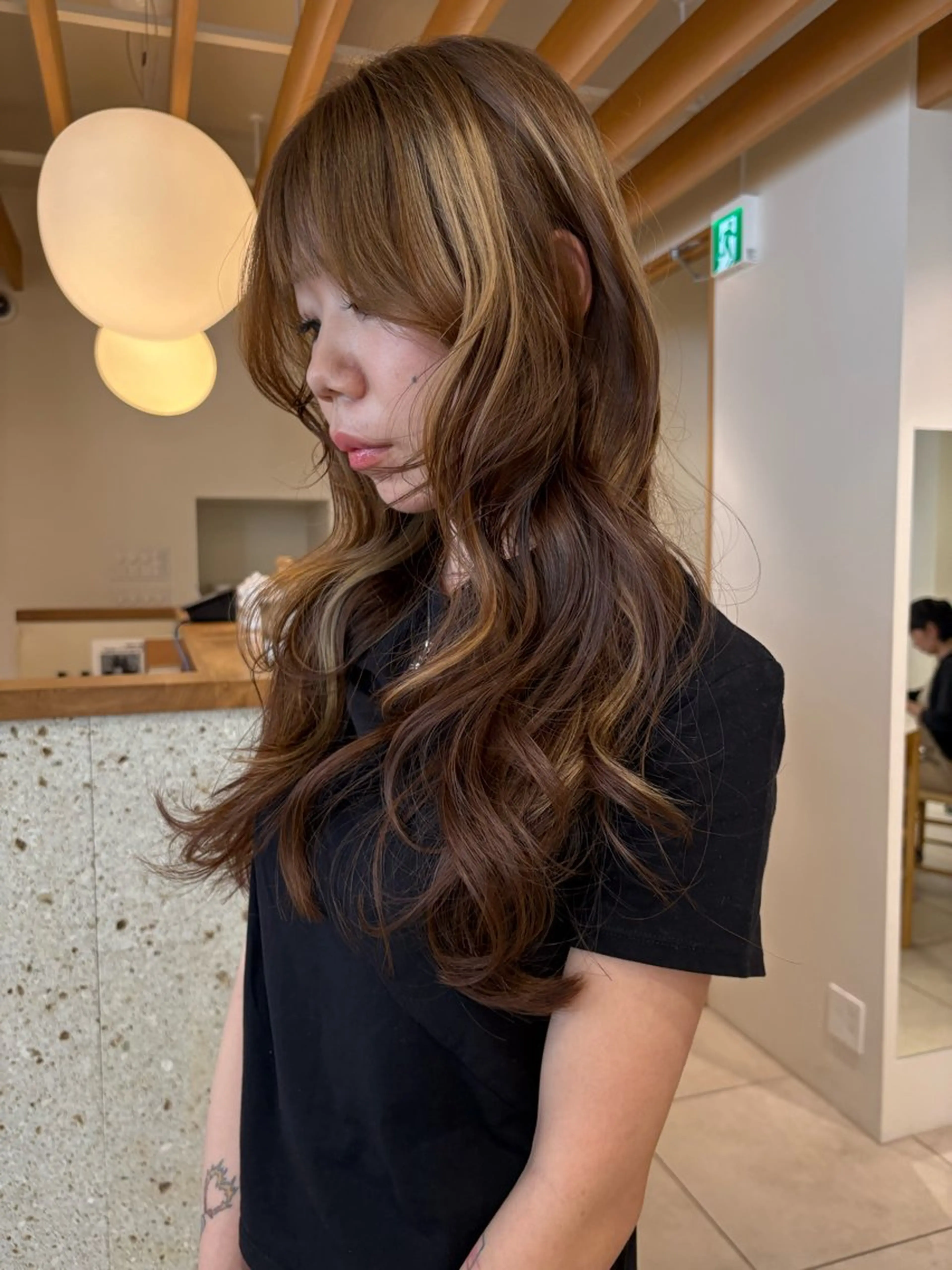 ロング カラー ブラウンカラー ハイライトカラー ハイライト キタ リオナのヘアスタイル