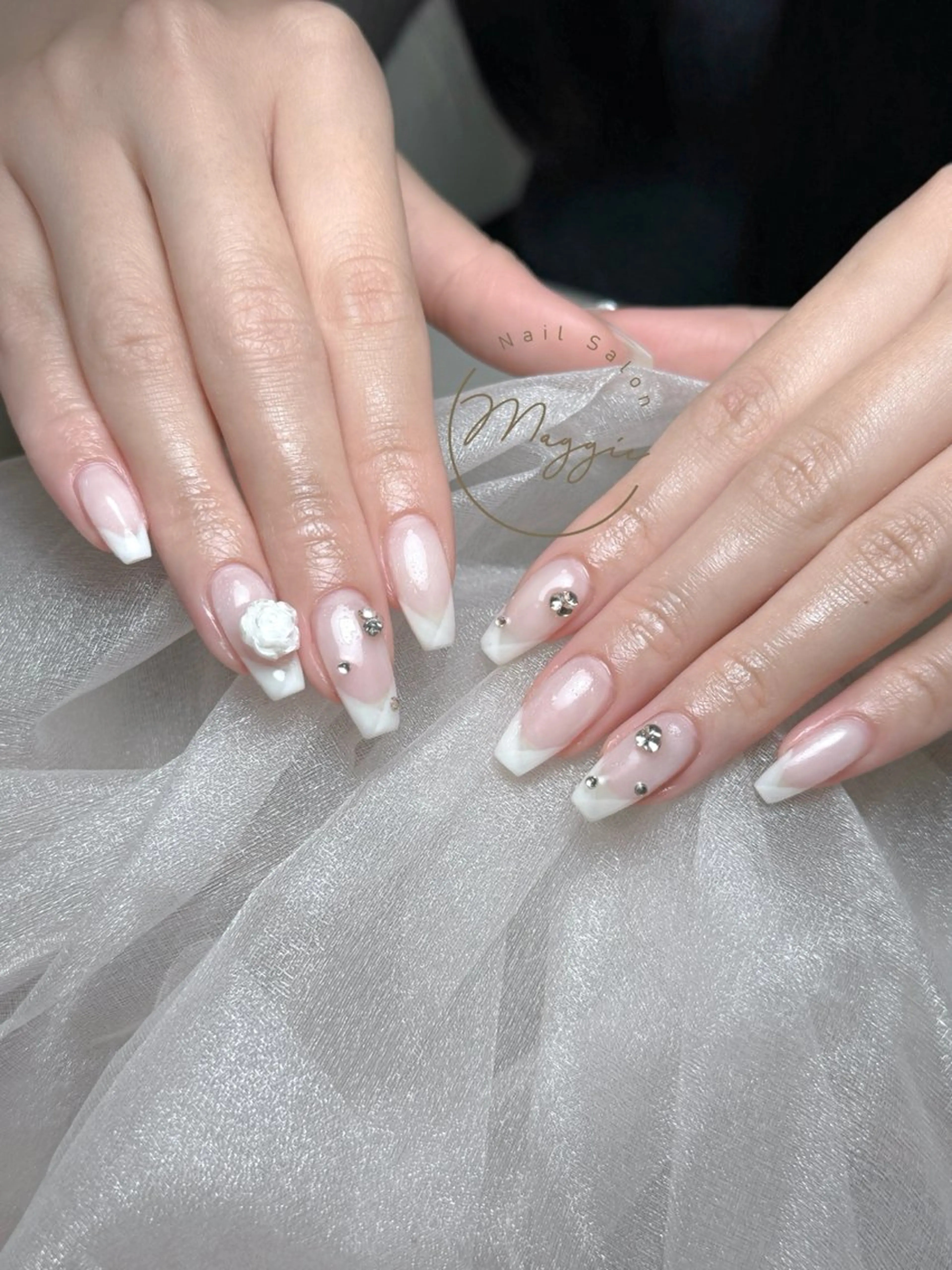 ネイル Maggie Nail🦩のネイルデザイン