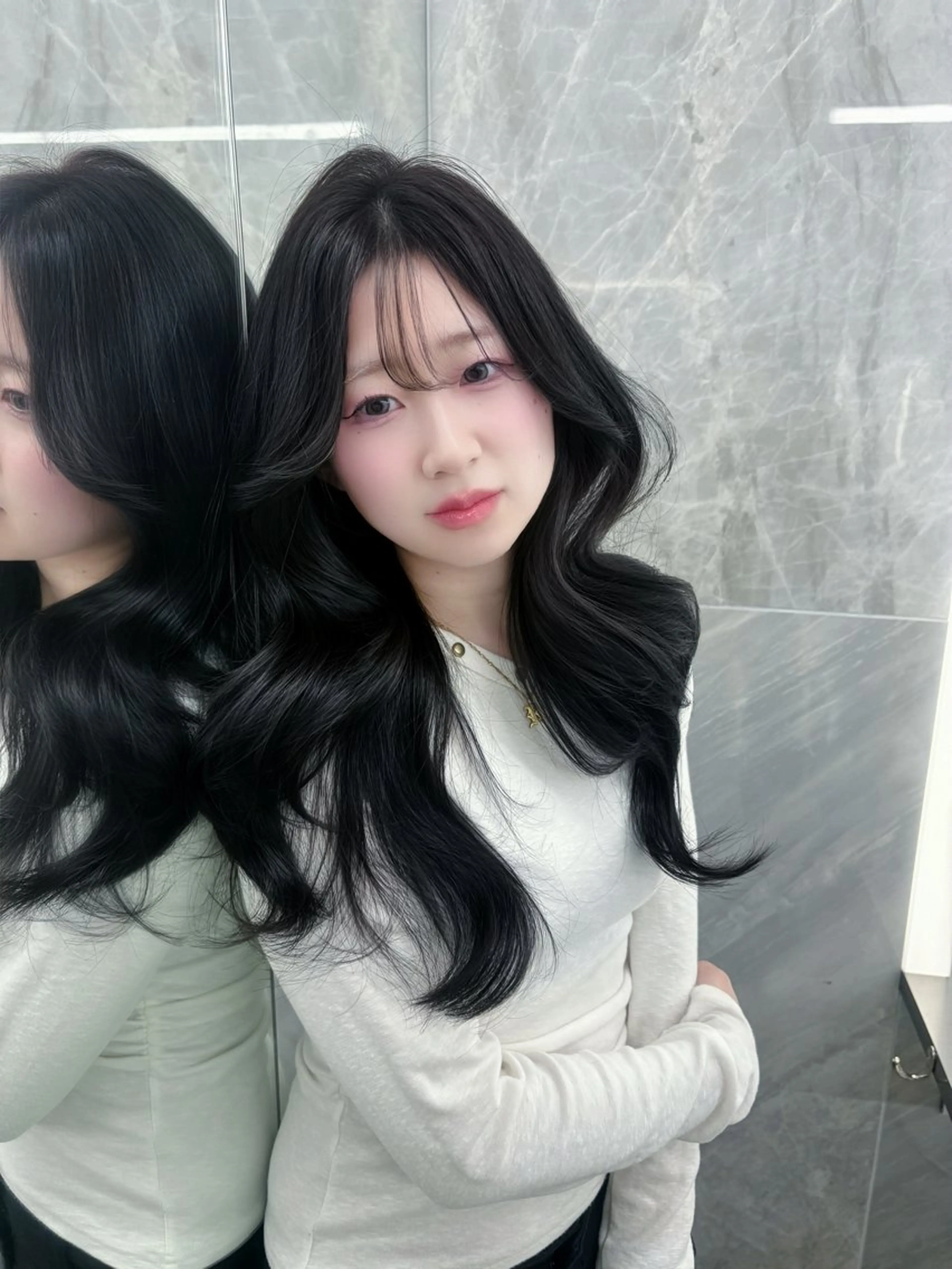 ロング カラー ヘアカラー MAEUL NAGOYA所属・⛓ワンホンレイヤー 🥀🖤/あいりのヘアスタイル